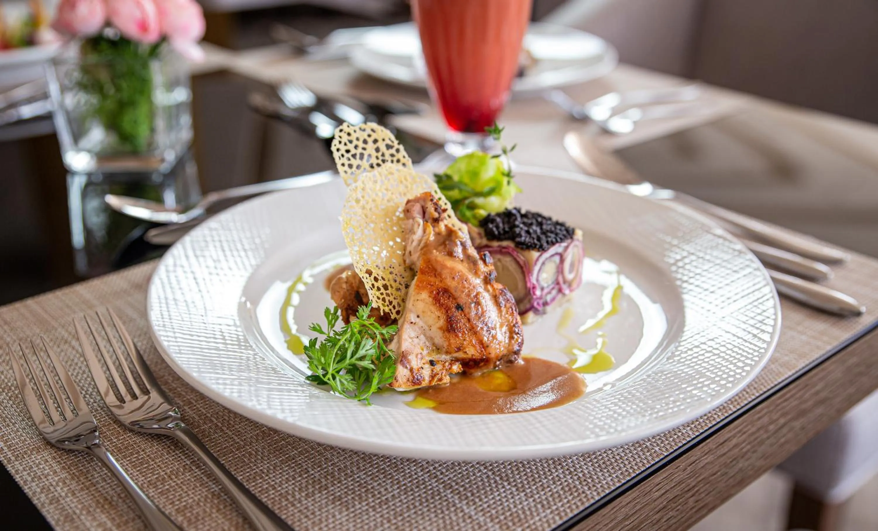 Restaurant/places to eat in Waves Aqua Resort