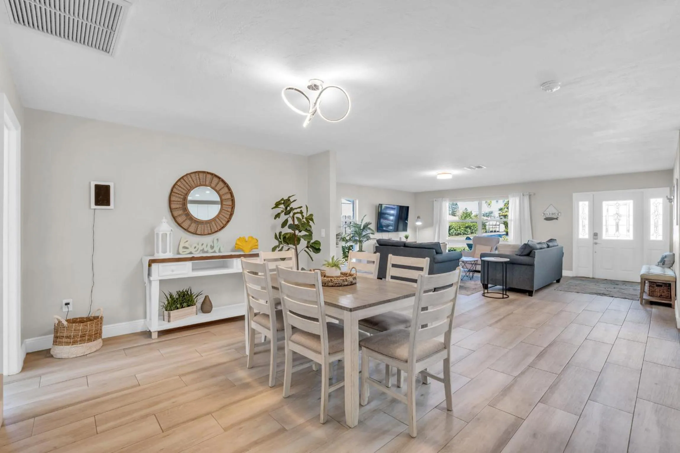 Relax Poolside & Walk or Bike to the Beach From This Amazing Naples Pool Home!