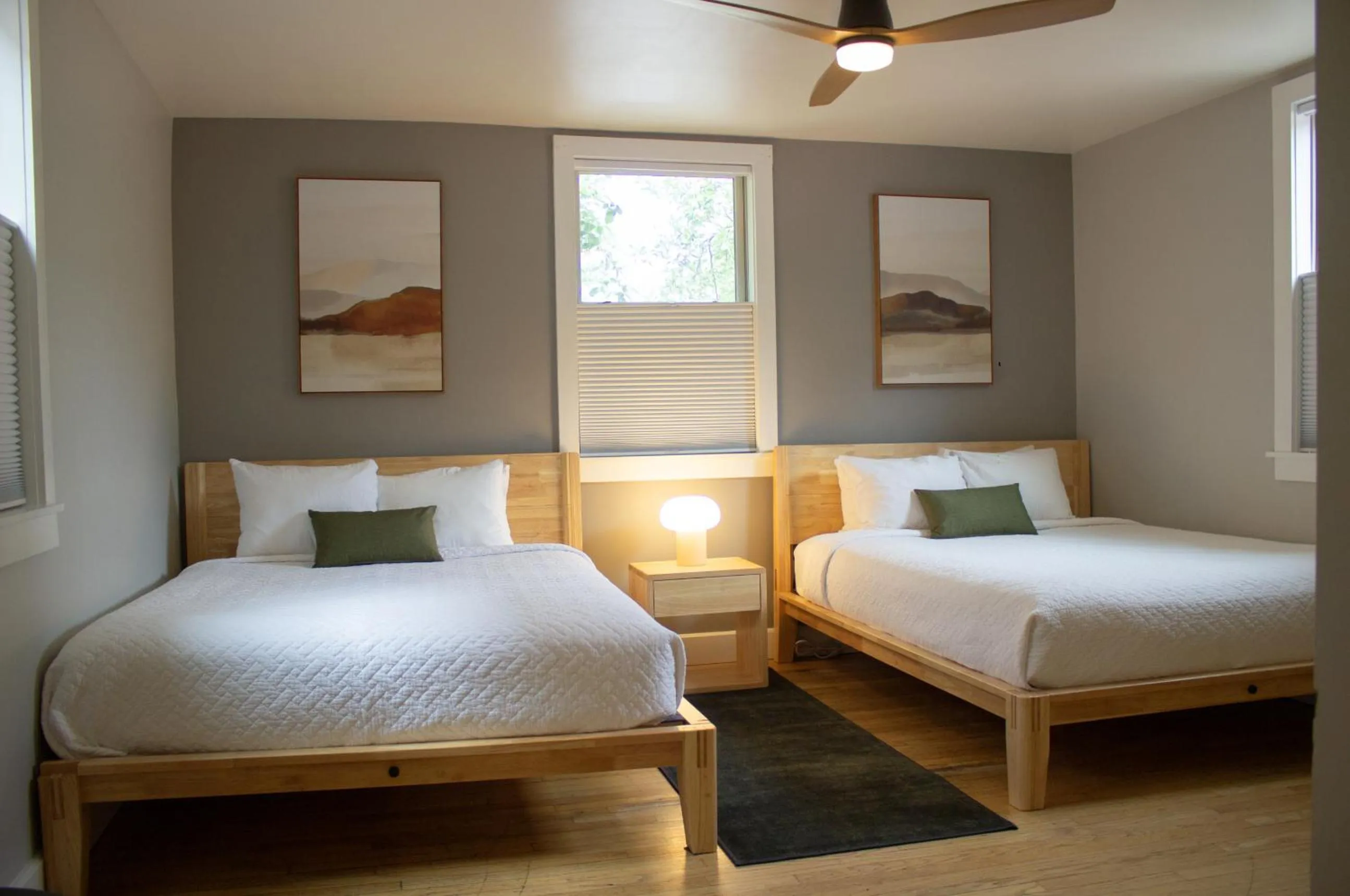 Bedroom, Bed in Leland House Suites of Durango