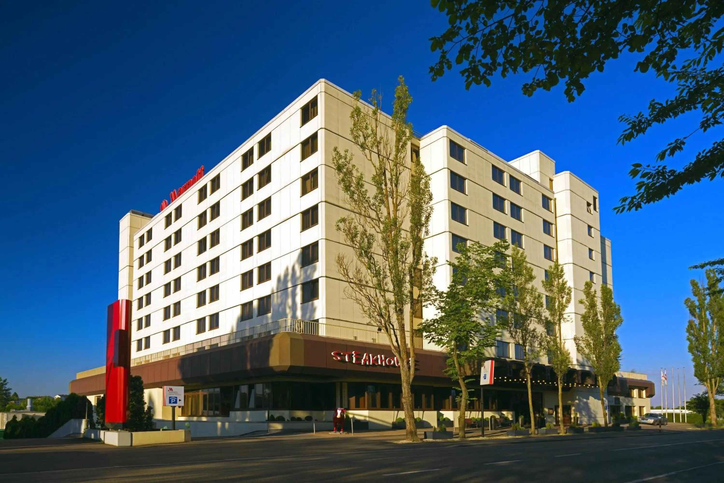 Property building in Stuttgart Marriott Hotel Sindelfingen