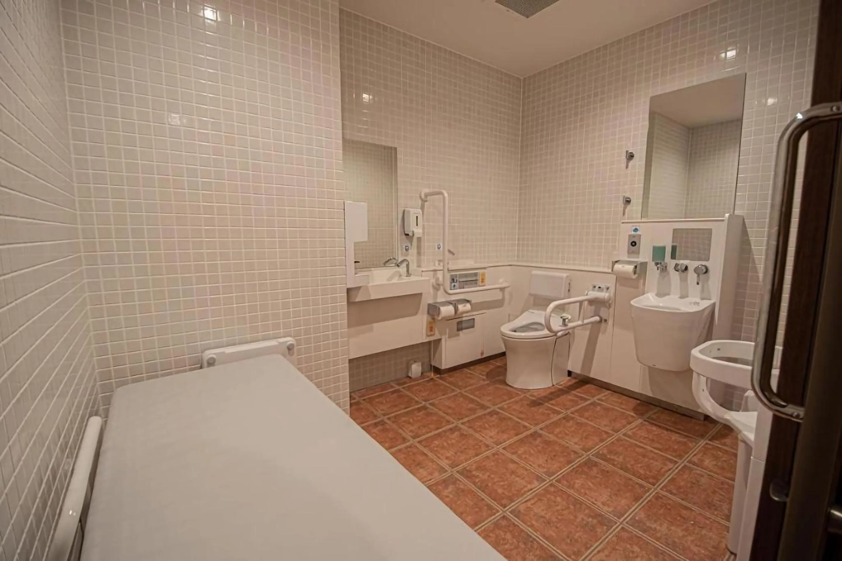 Toilet in ZONK HOTEL Hakata