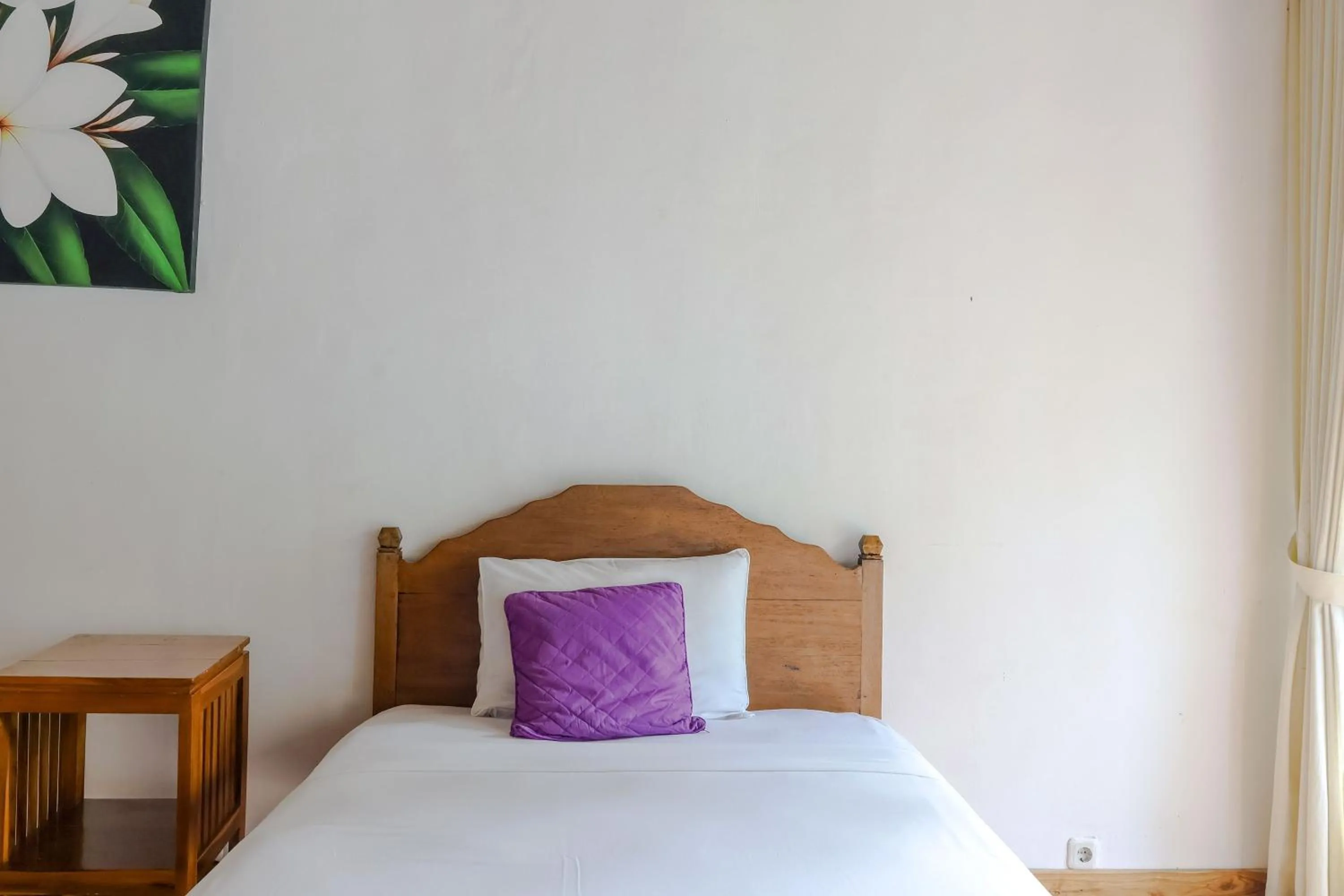 Bedroom, Bed in Taman Lituhayu Cottages Ubud