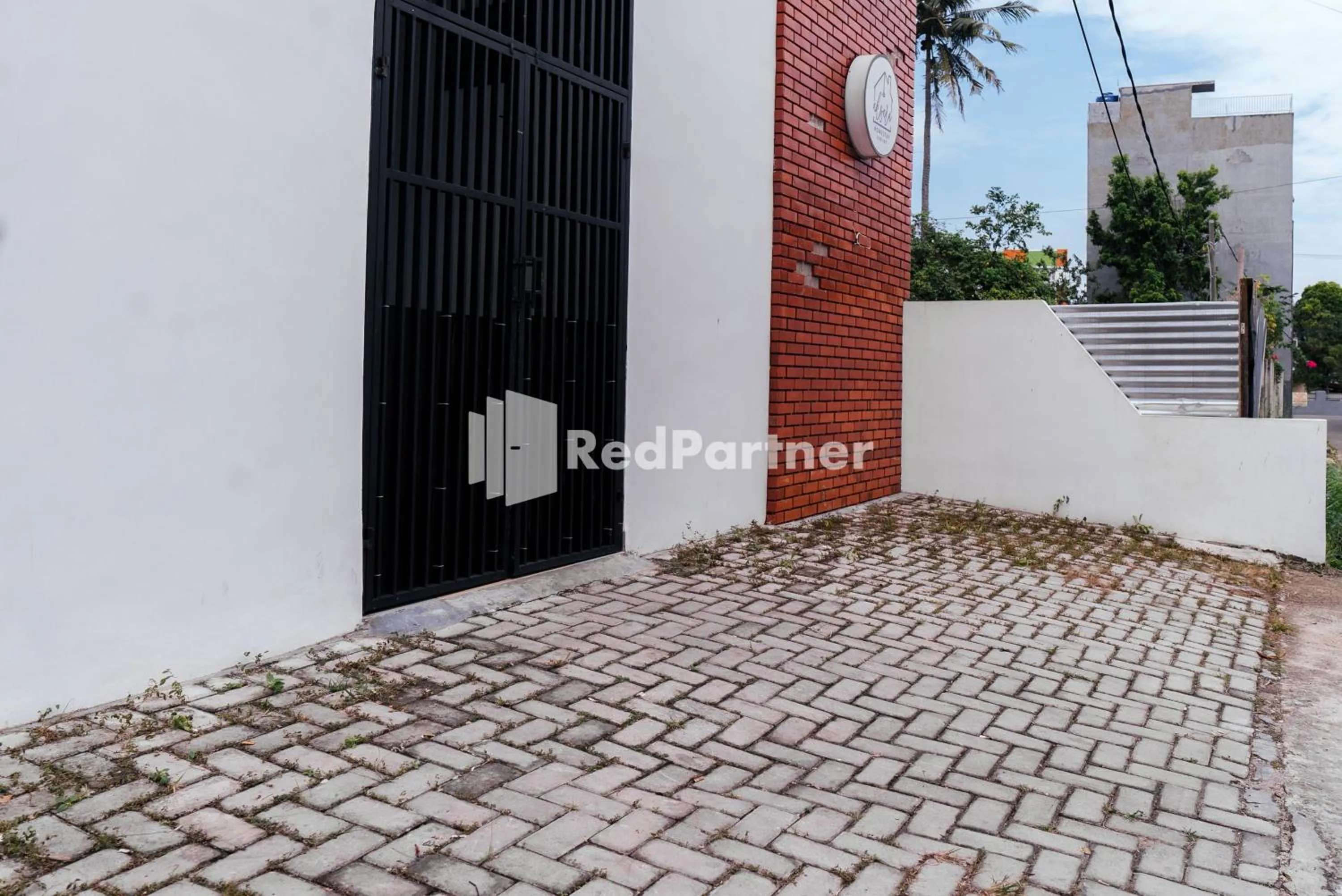 Property building in Aksara Homestay Syariah Mitra RedDoorz