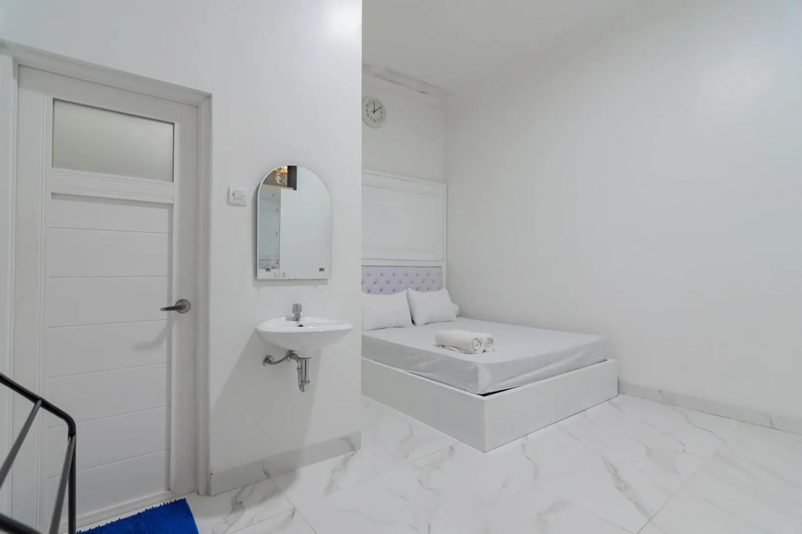 Bathroom in Family Homestay Syariah Cirebon Mitra RedDoorz