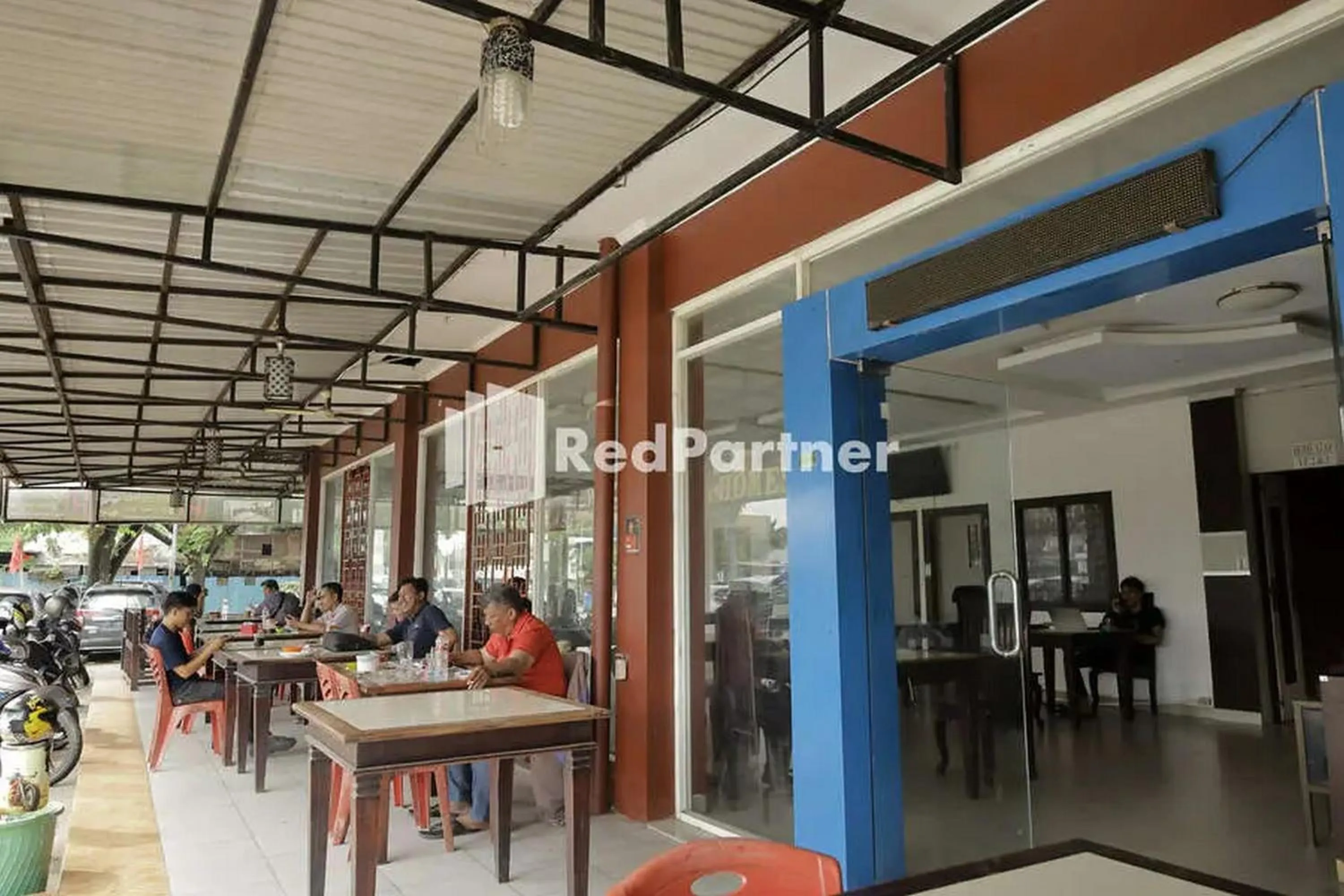 Property building in Radja Homestay Kendari RedPartner