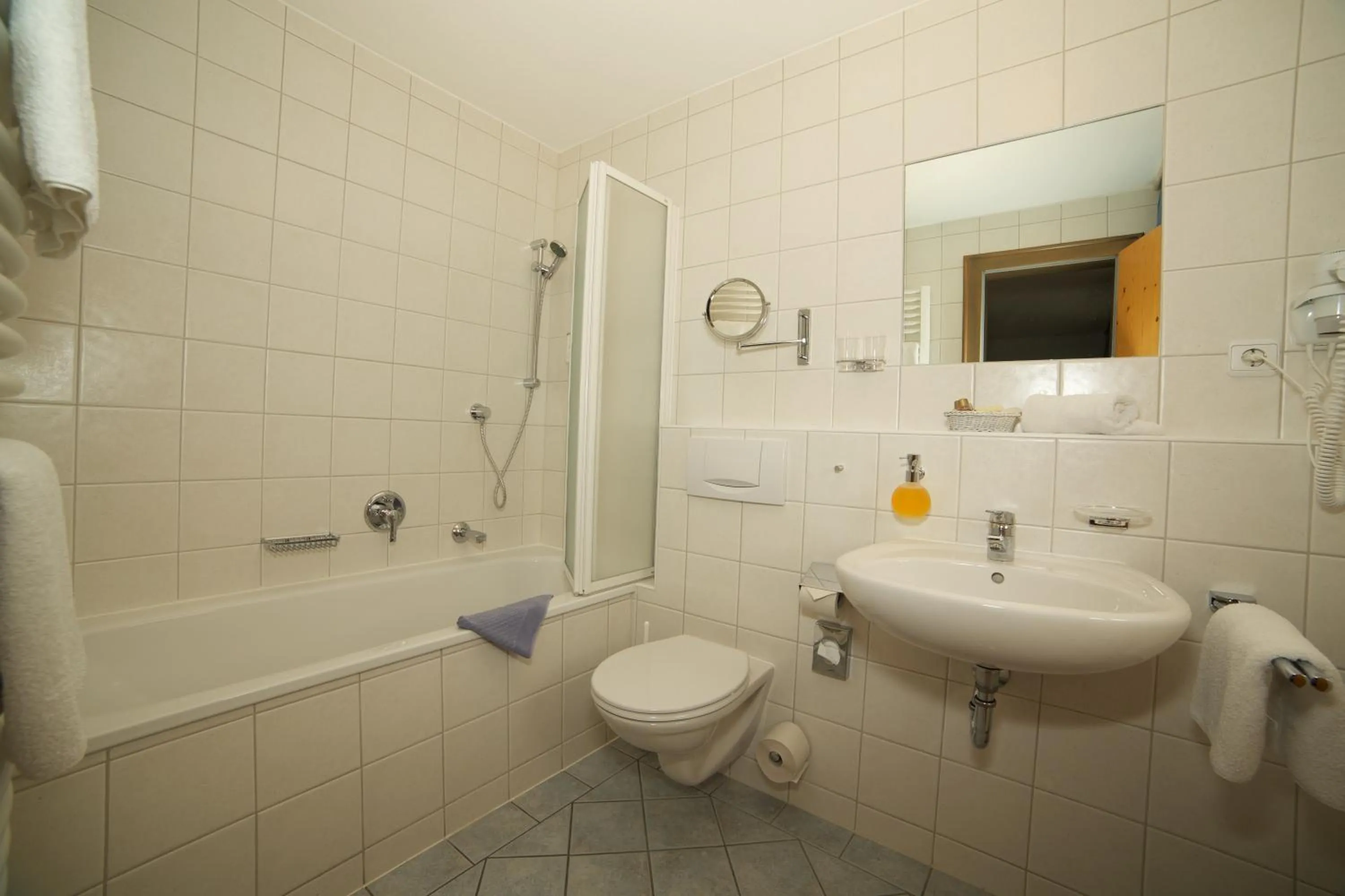 Bathroom in Hotel Oberschmied