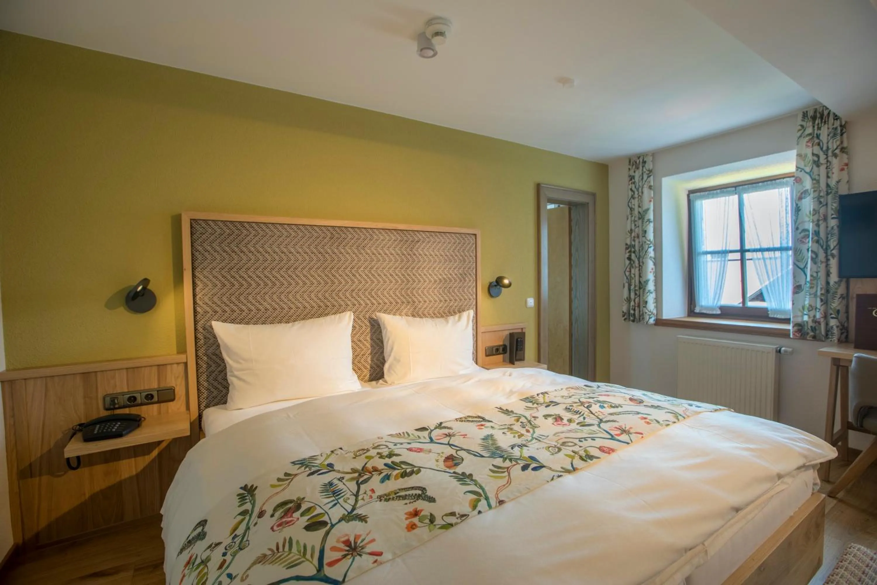 Bed in Hotel Oberschmied