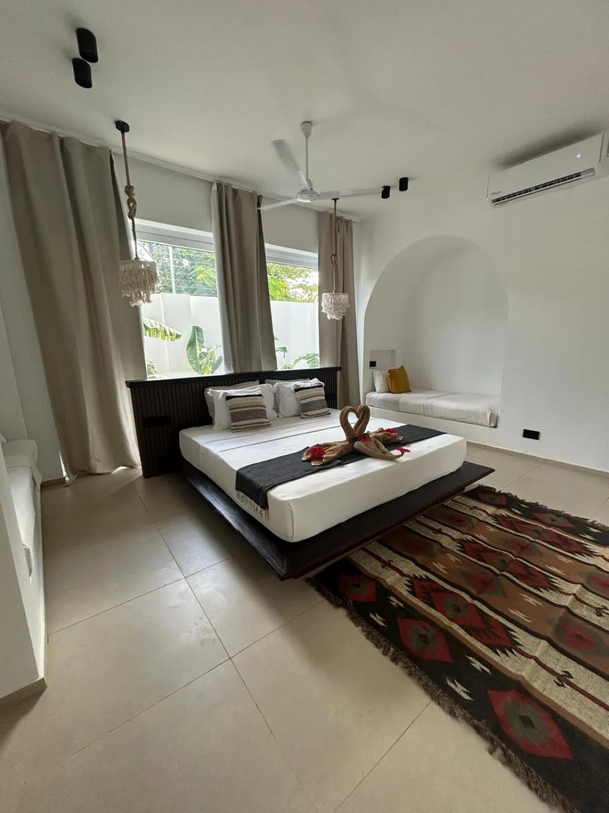 Bed in Kuwa Zanzibar