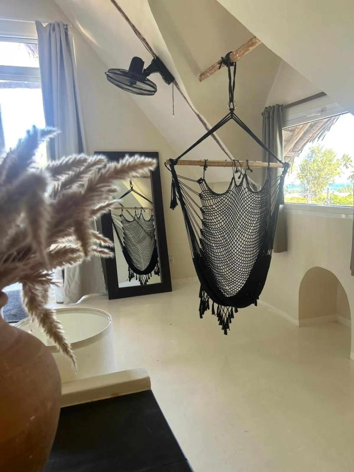 Photo of the whole room in Kuwa Zanzibar