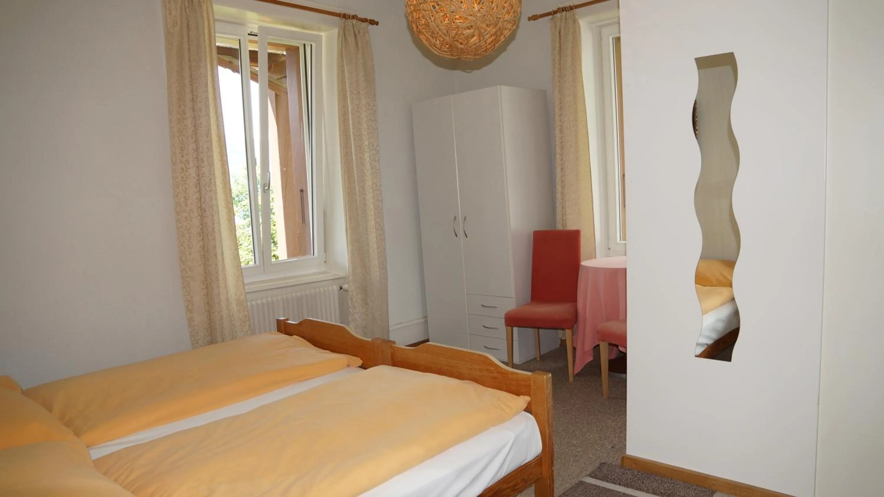 Photo of the whole room, Bed in Hotel Beatus