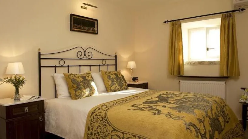 Bedroom, Bed in The Merchants House