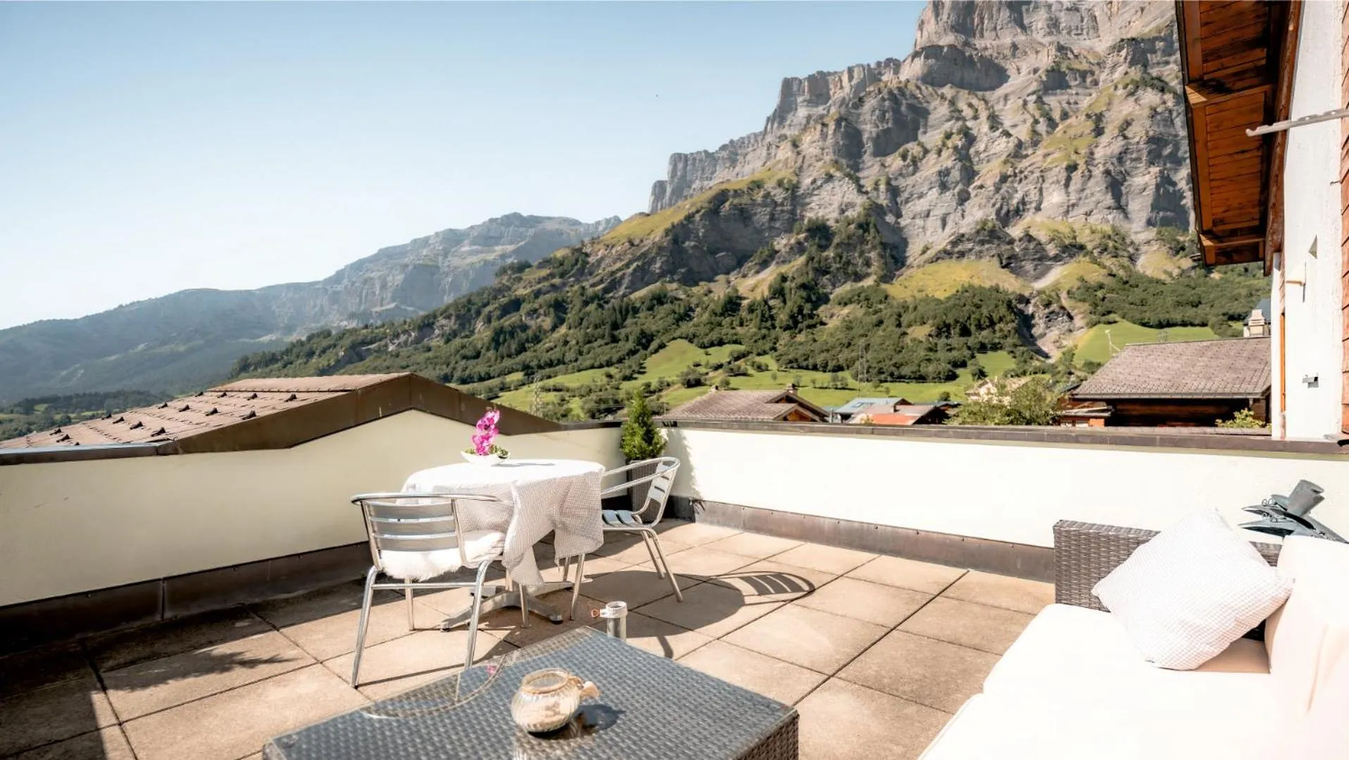 Property building in Hotel Paradis-Leukerbad-Therme