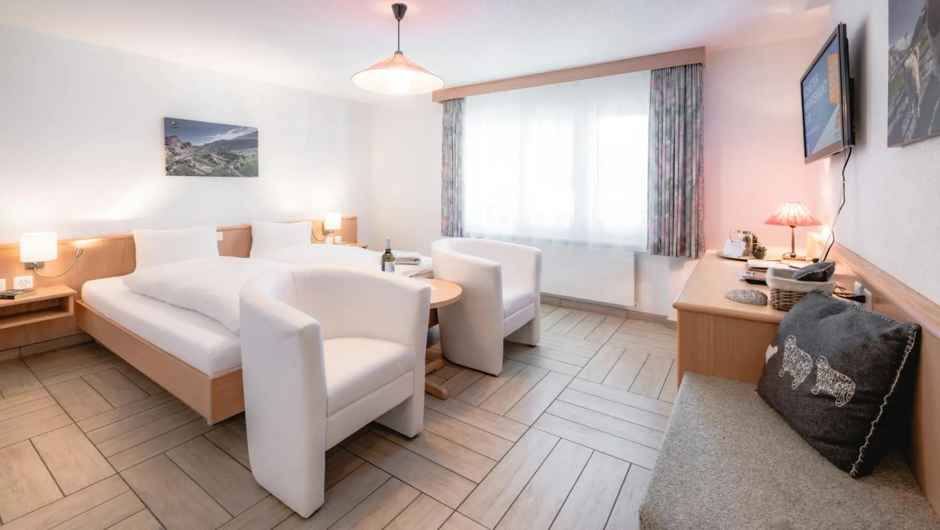 Bed in Hotel Paradis-Leukerbad-Therme
