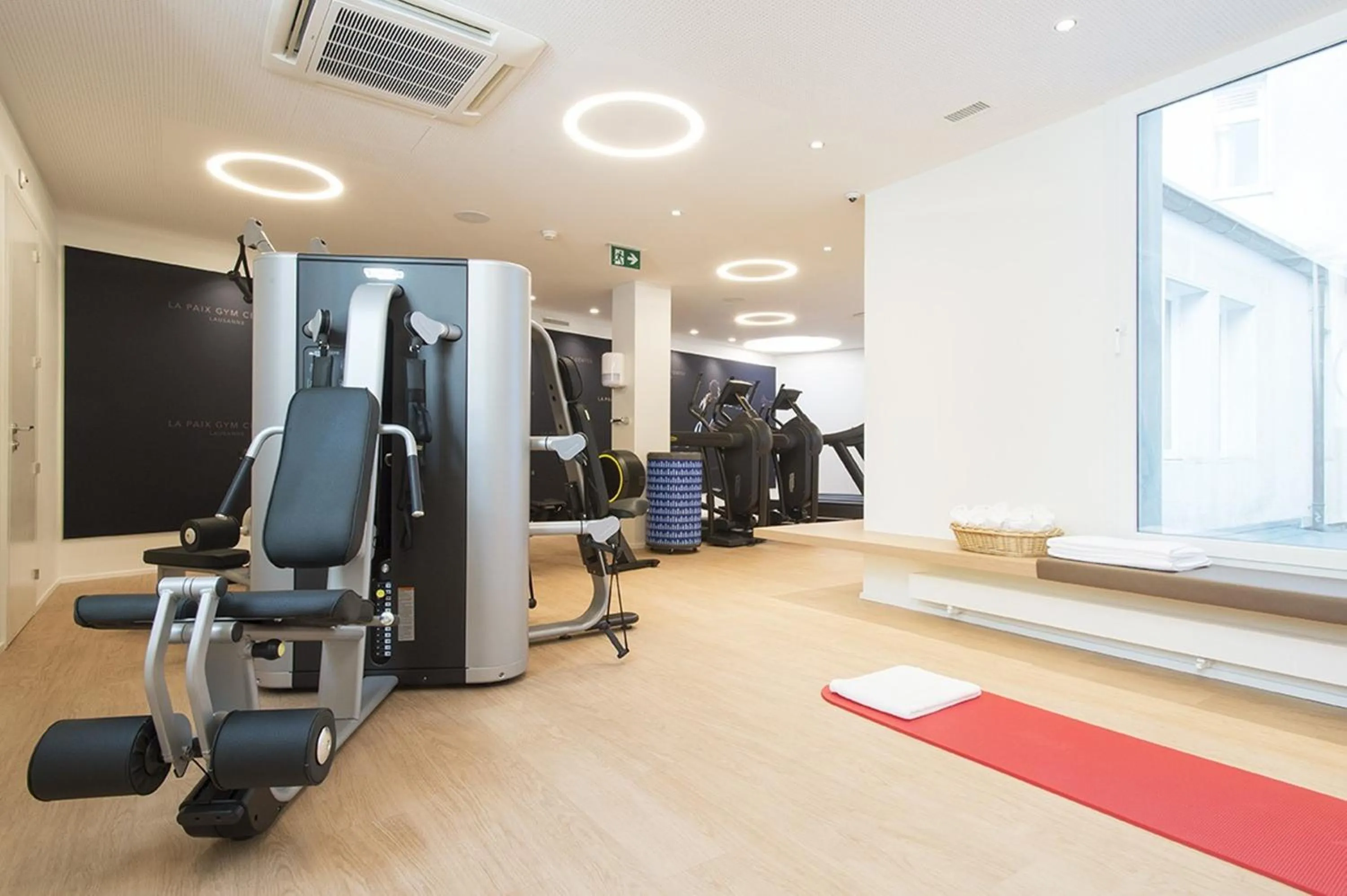 Fitness centre/facilities in Hôtel de la Paix Lausanne