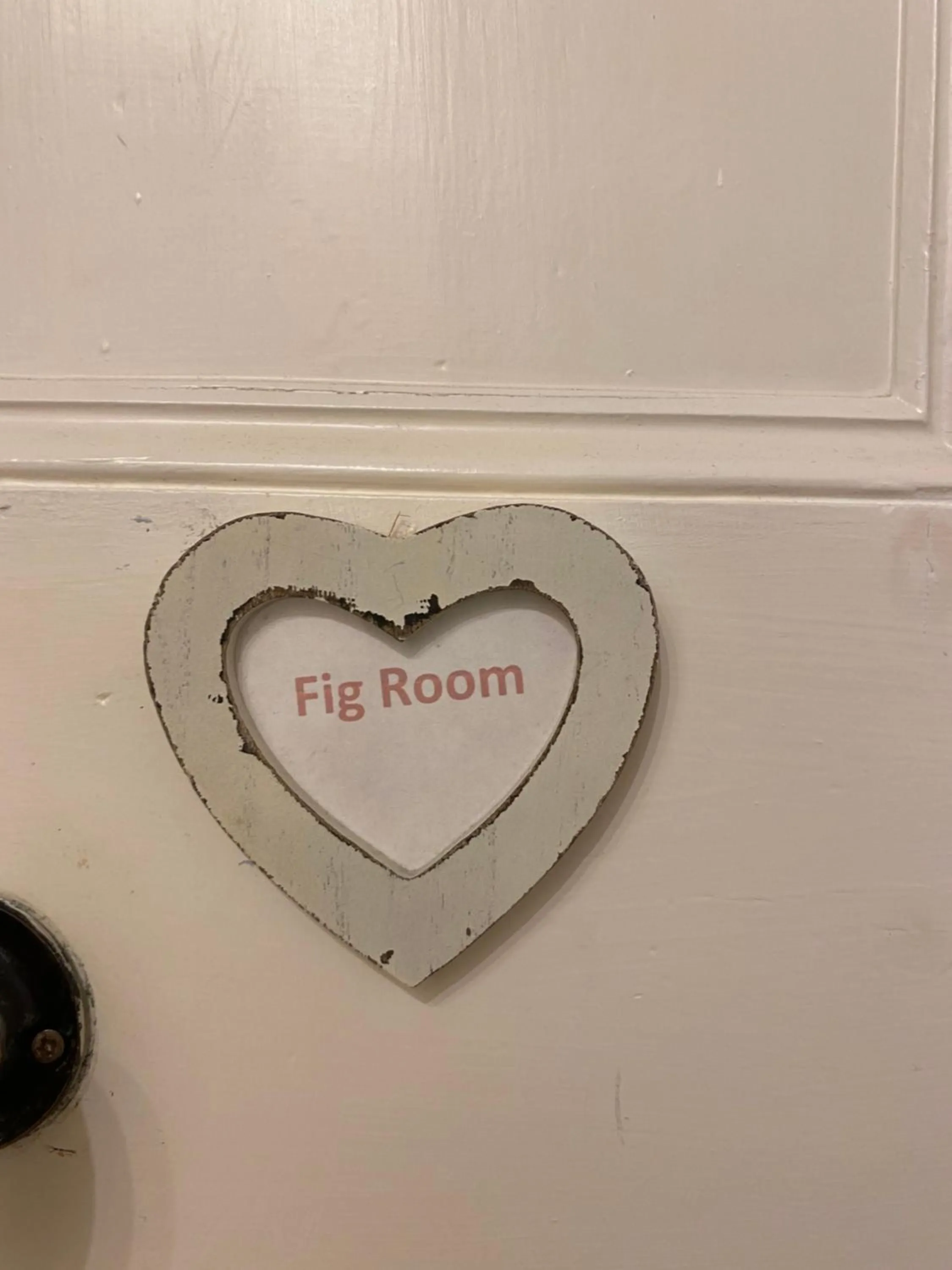 Logo/Certificate/Sign in Heathcote House