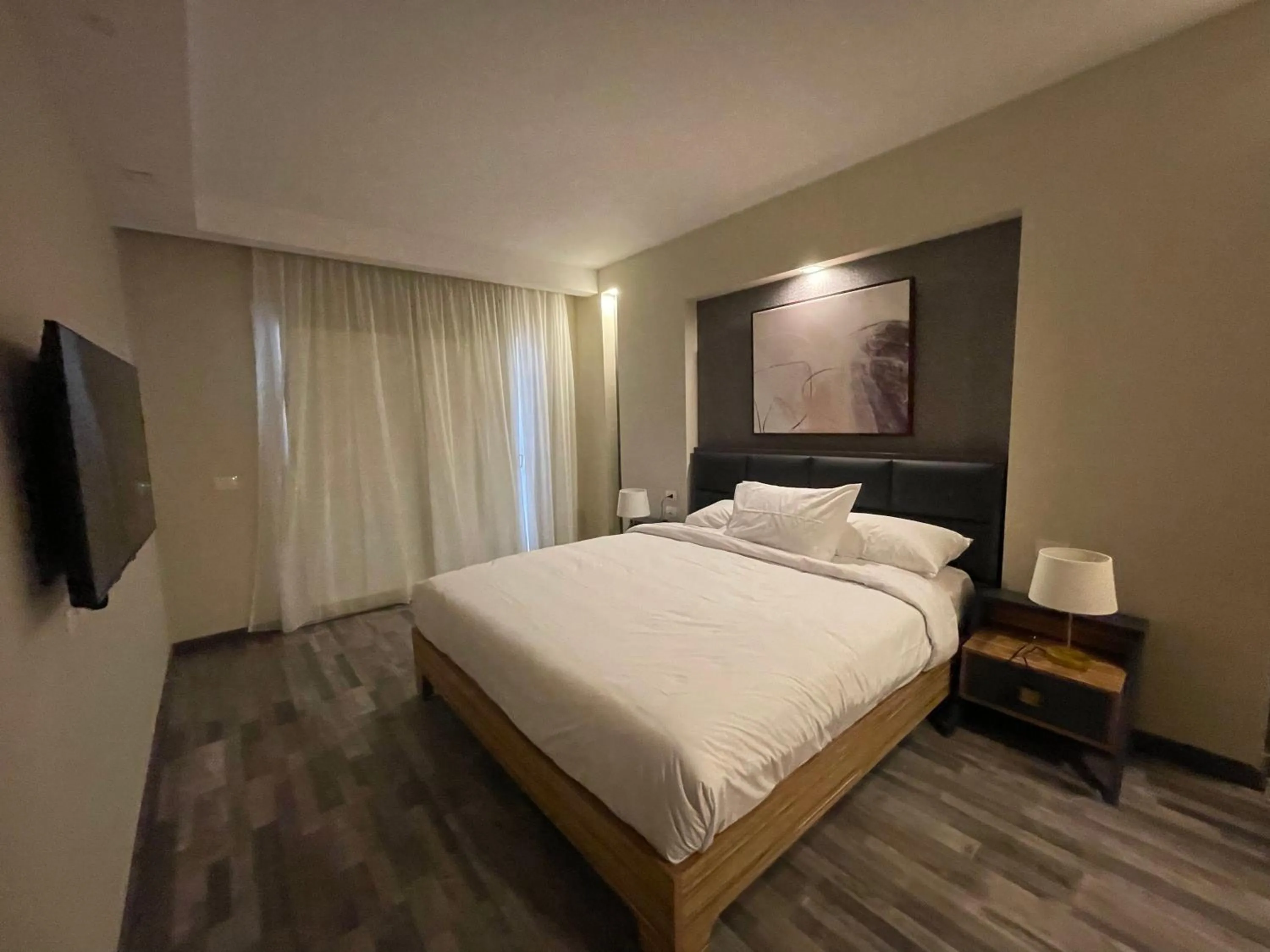 King Suite in Ocean Blue Studios