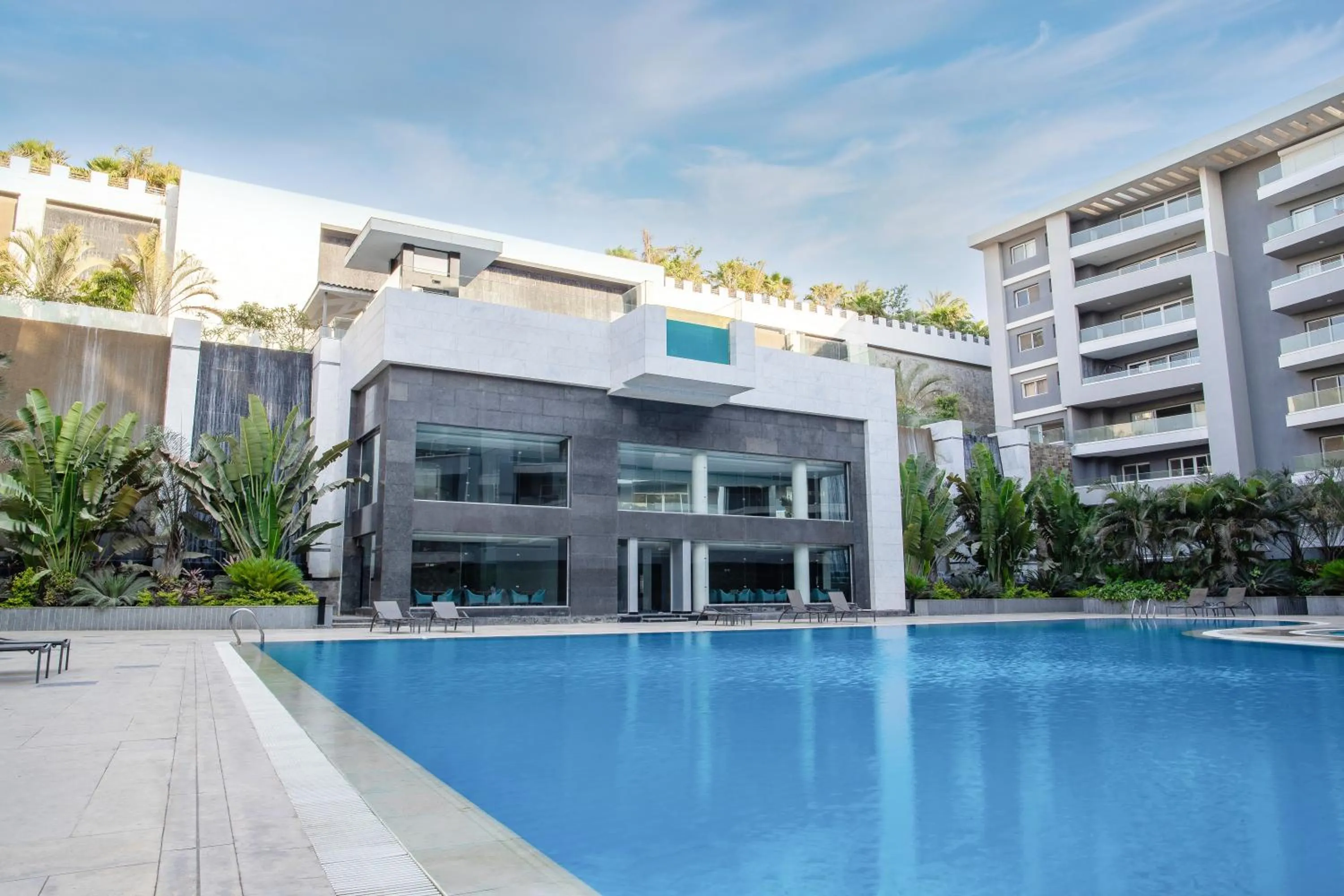 Property building in Ocean Blue Studios