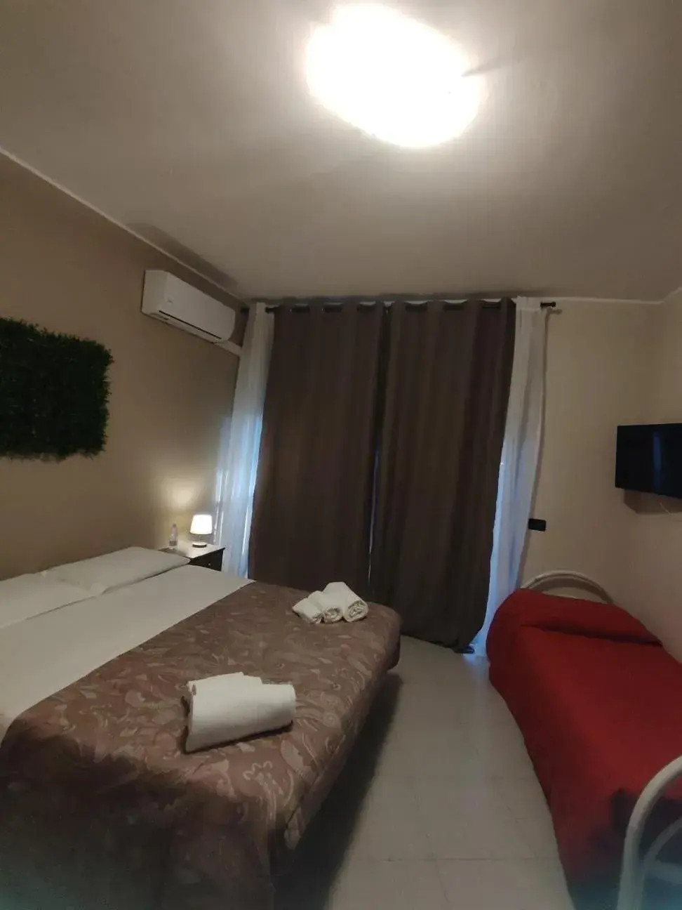 Large Double or Twin Room - single occupancy in Calipso Bed&Breakfast Large Double or Twin Room - single occupancy in Calipso Bed&Breakfast