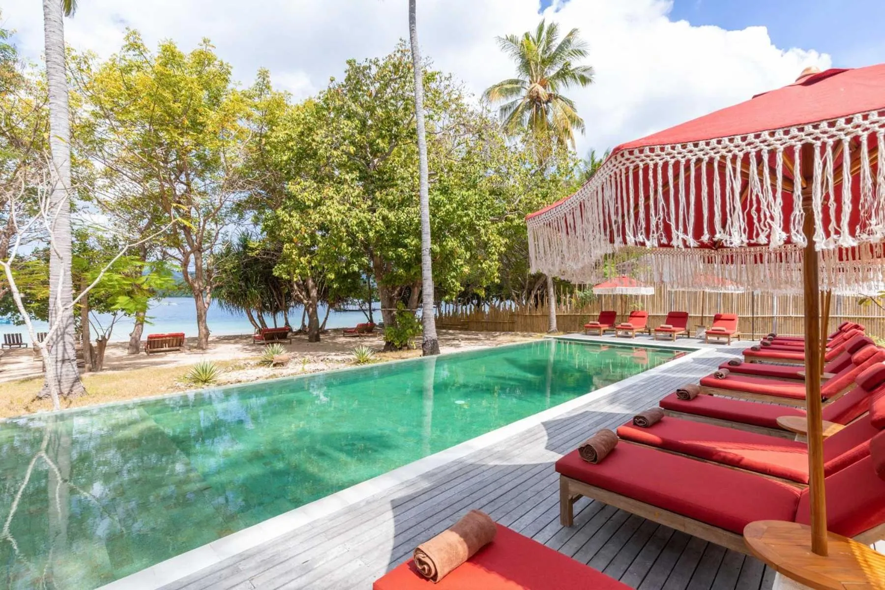 Seating area in Amahelia Luxury Resort & Restaurant - Gili Asahan