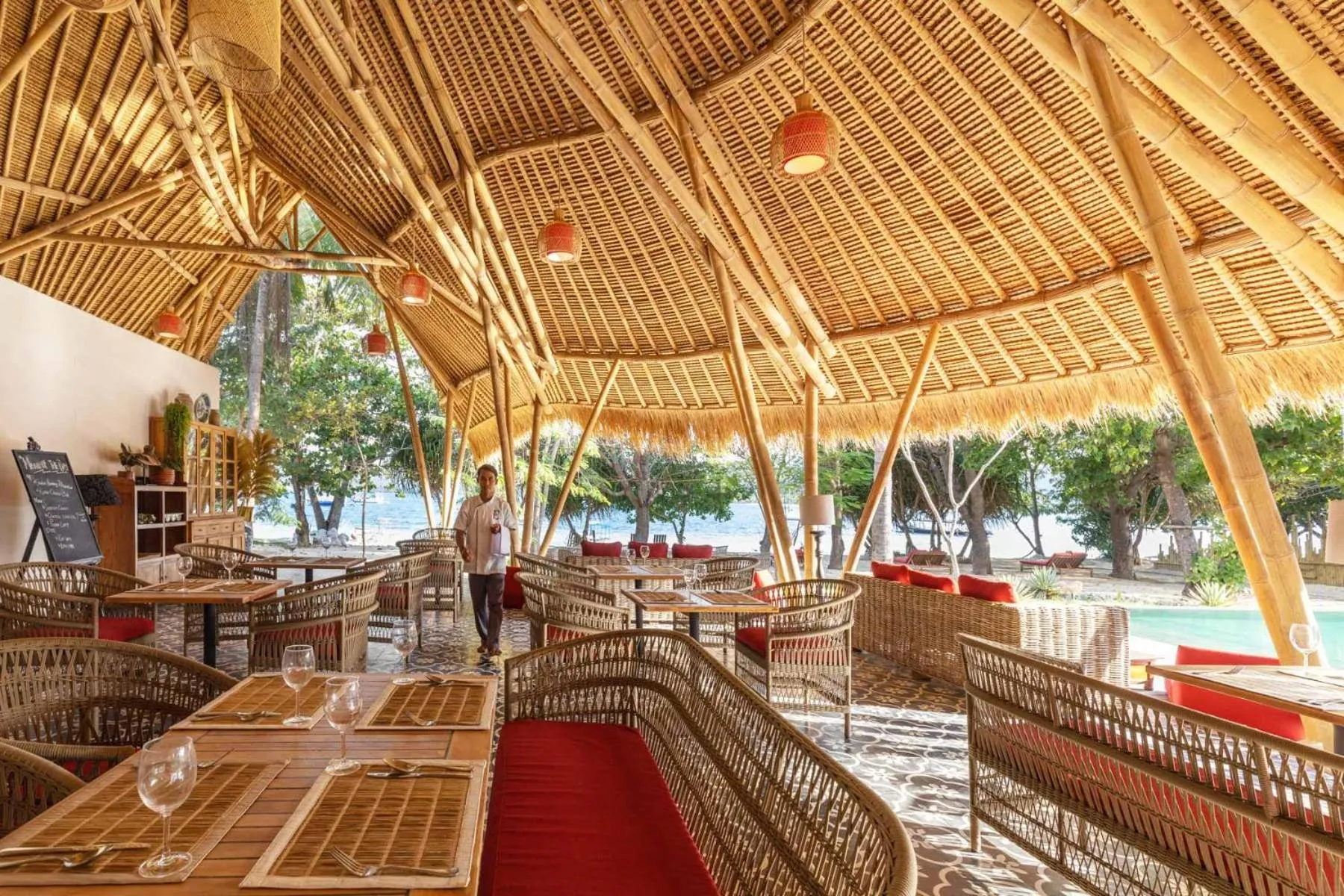 Restaurant/places to eat in Amahelia Luxury Resort & Restaurant - Gili Asahan