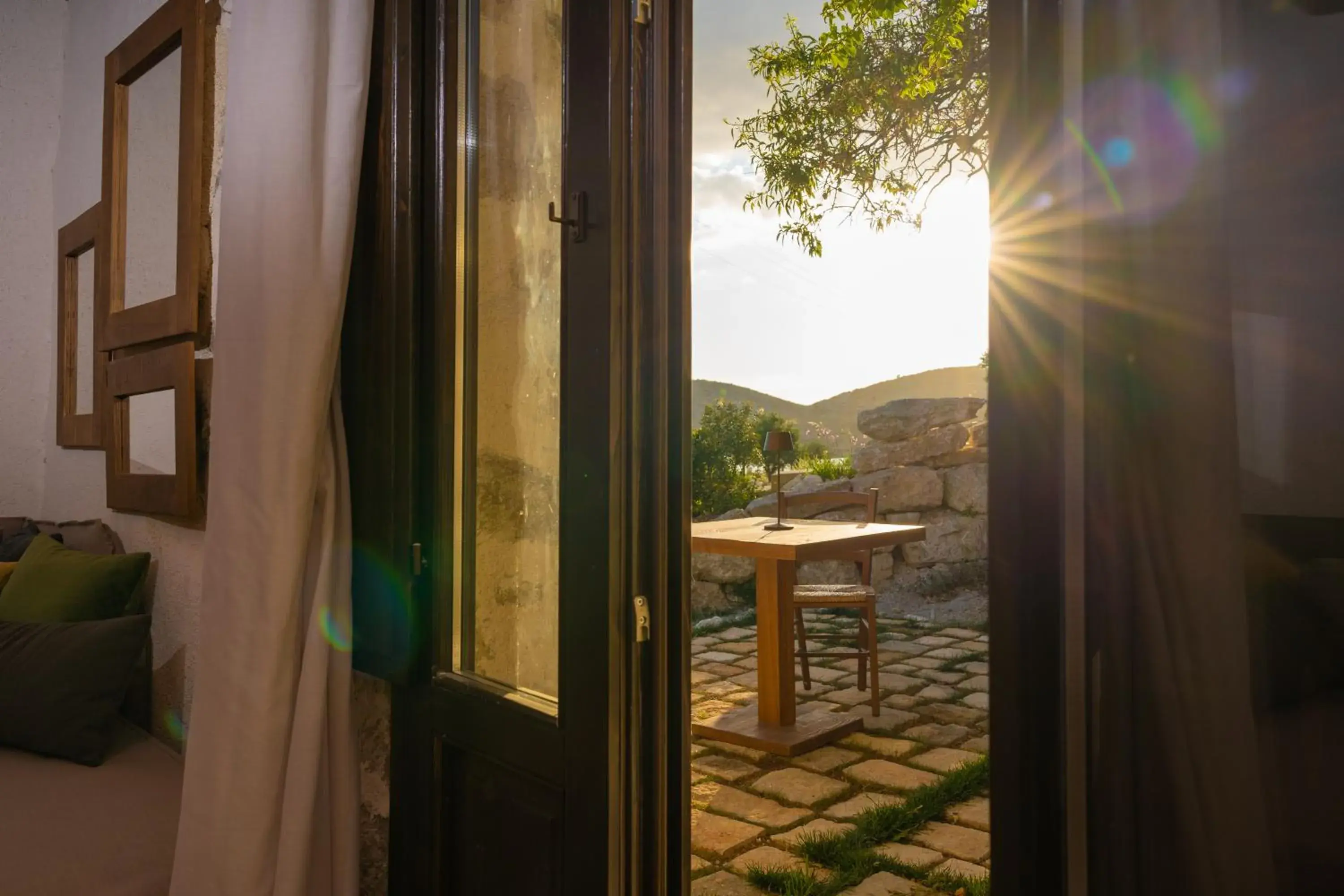 Deluxe Double Room (2 Adults + 1 Child) - single occupancy in Borgo delle Pietre Deluxe Double Room (2 Adults + 1 Child) - single occupancy in Borgo delle Pietre