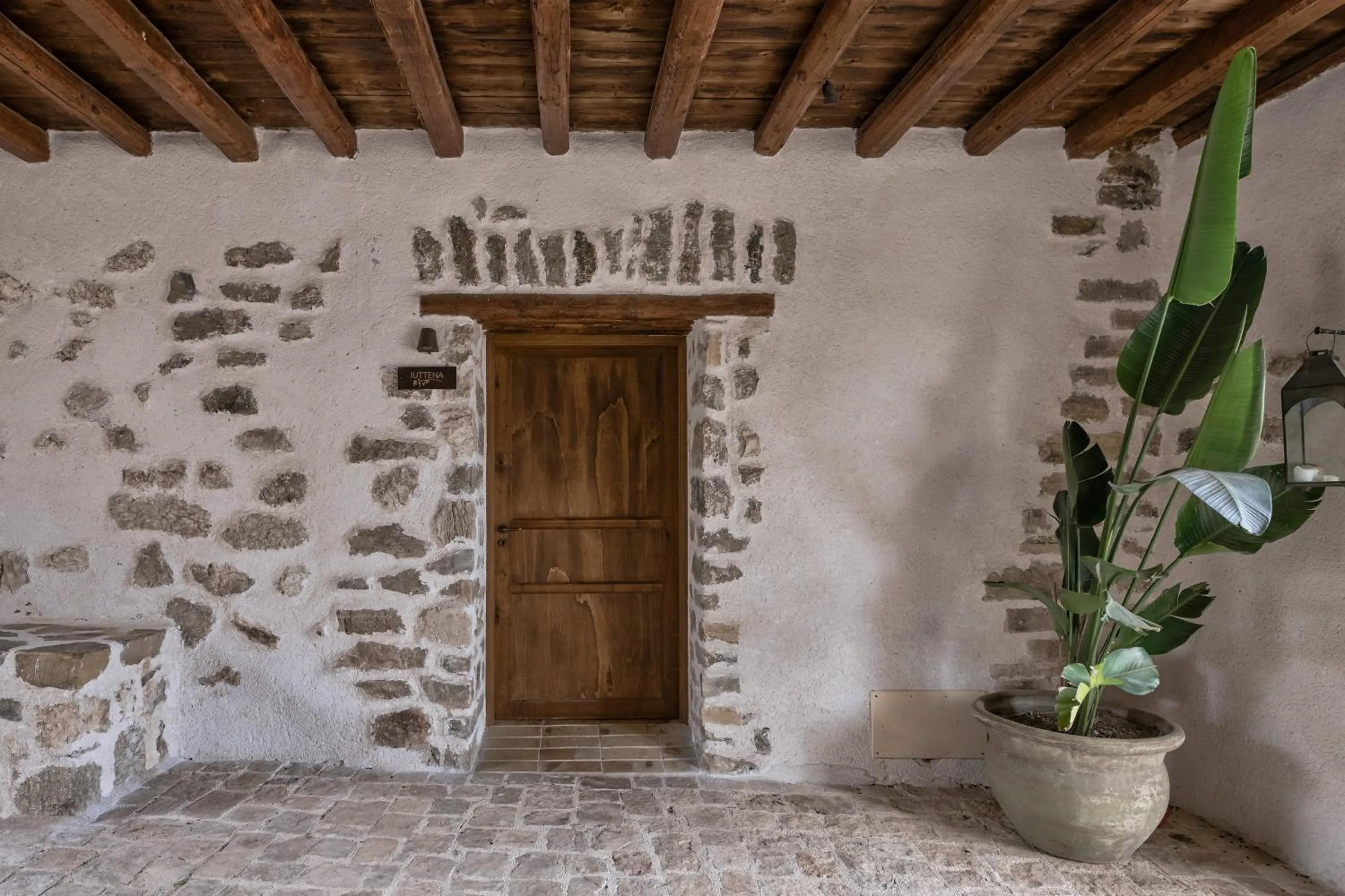 Property building in Borgo delle Pietre