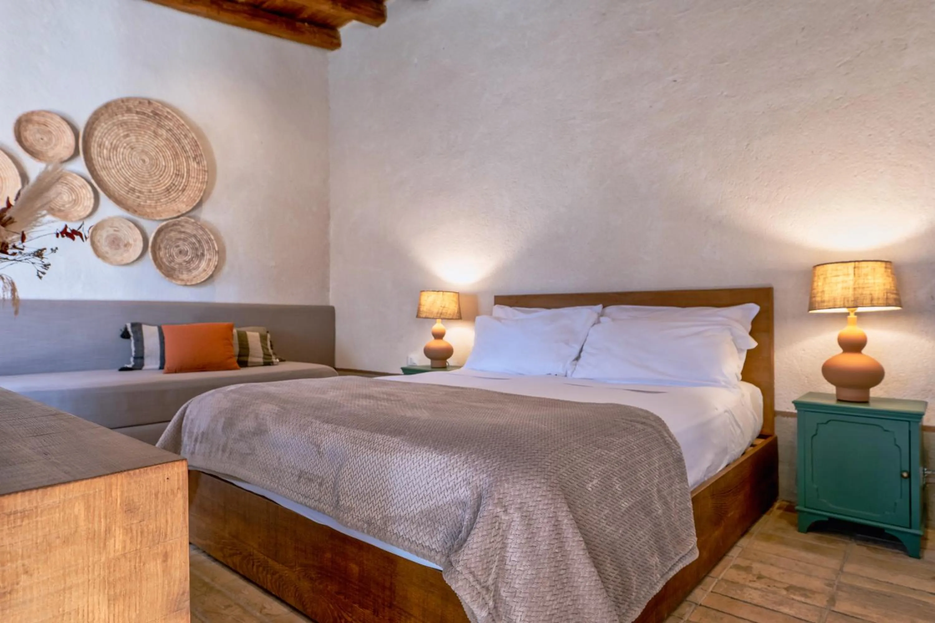 Photo of the whole room, Bed in Borgo delle Pietre