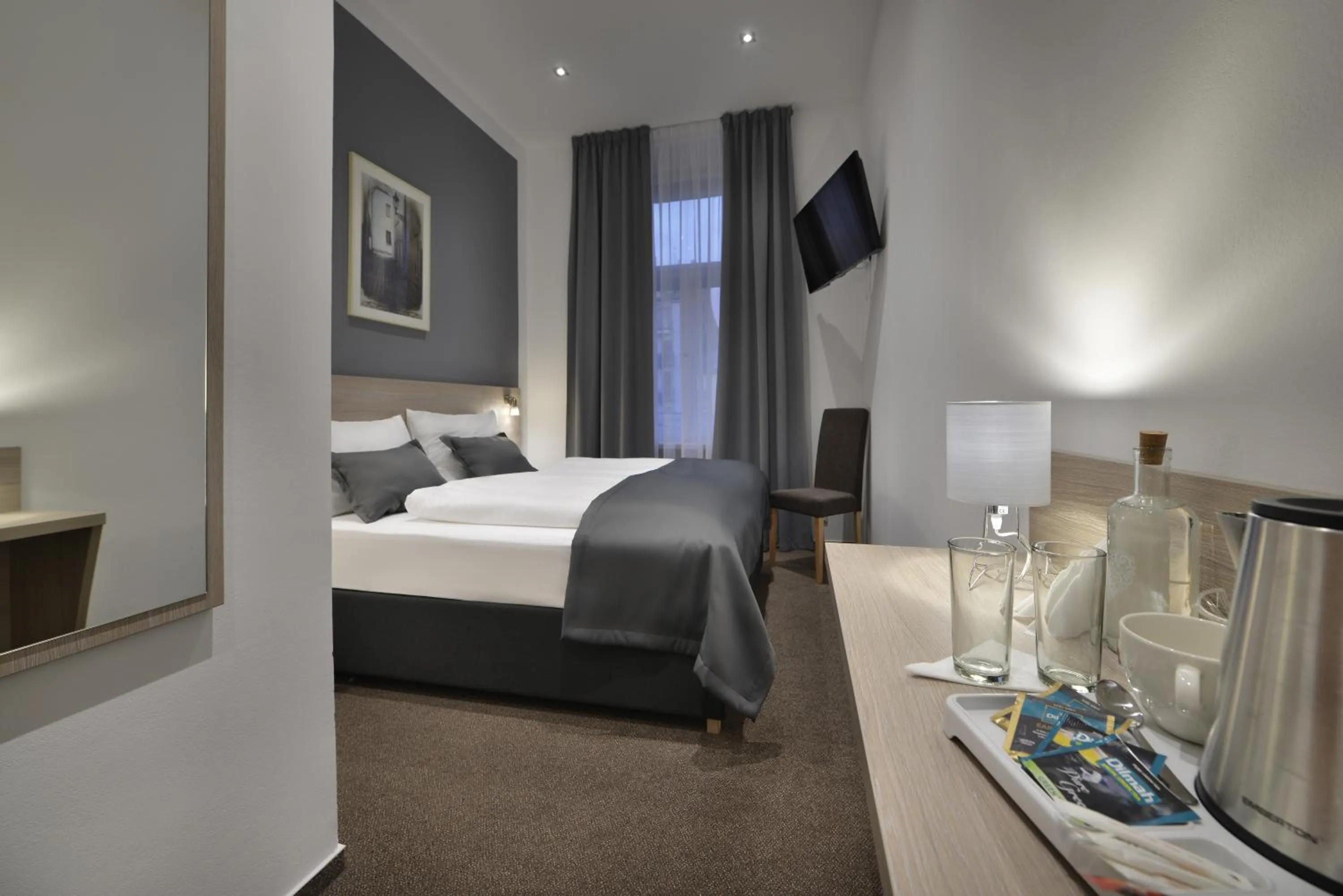 Bedroom, Bed in Prague Season Hotel