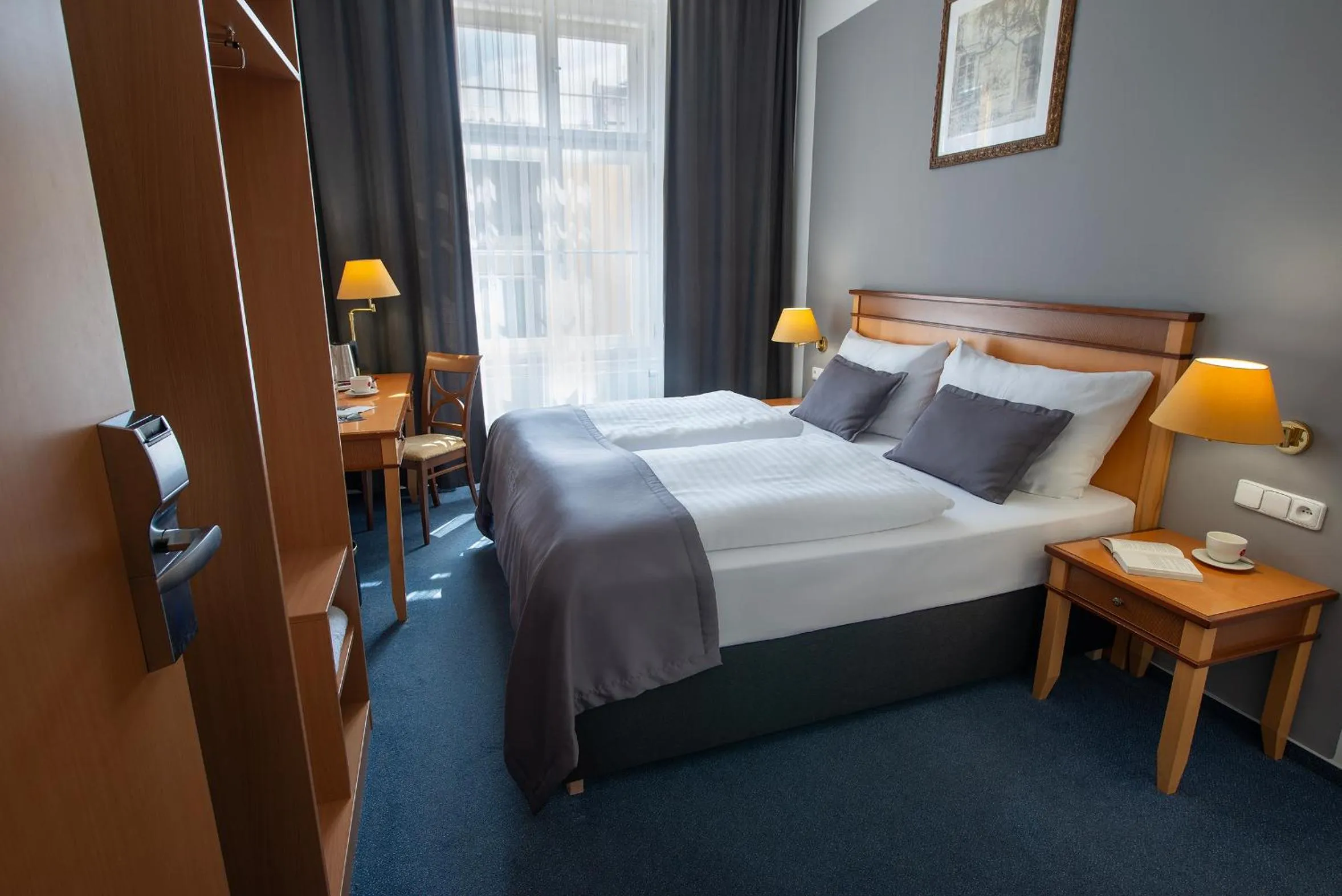 Photo of the whole room, Bed in Prague Season Hotel