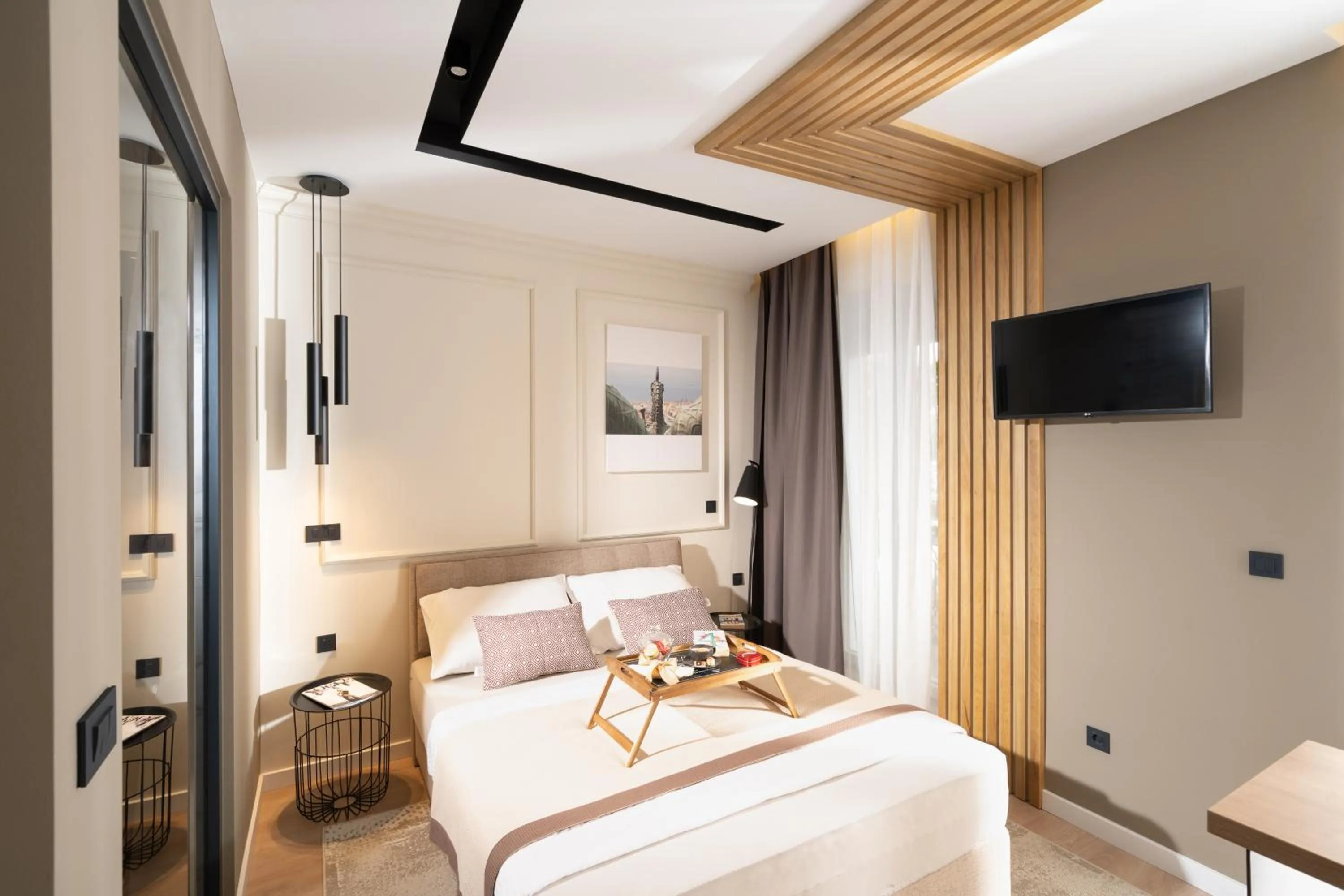 Bed in Premium Apartments with balcony