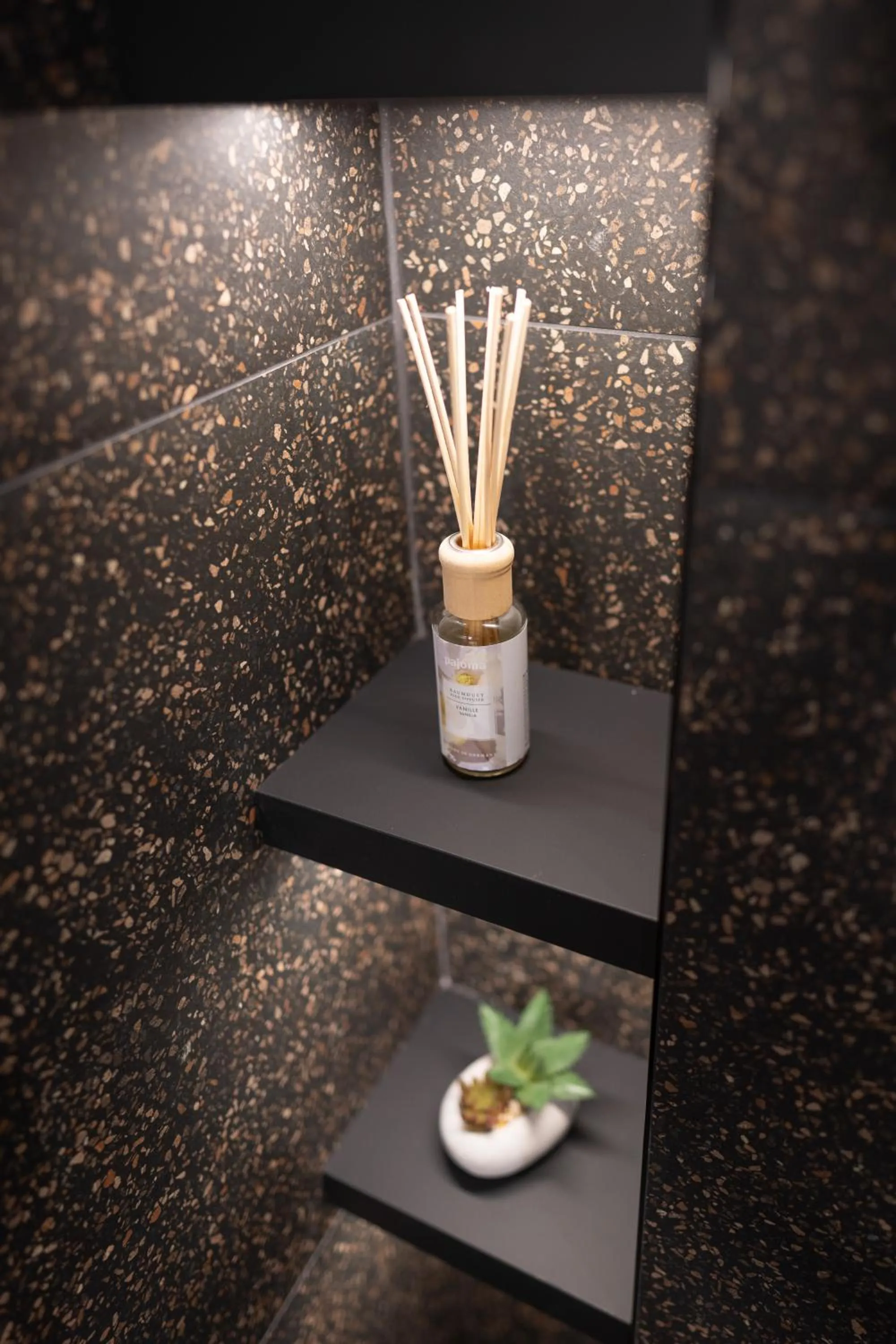 Decorative detail in Premium Apartments with balcony