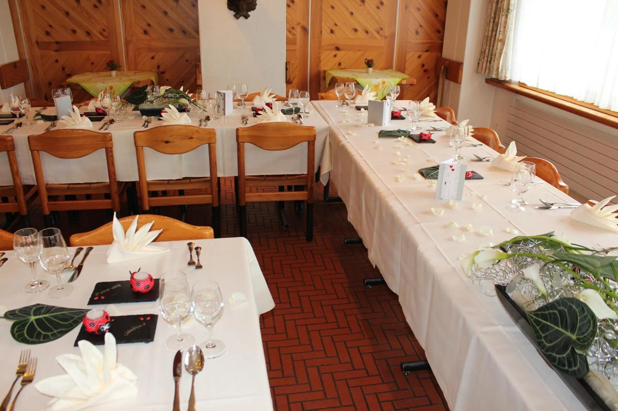 Restaurant/places to eat in Hotel Schiffahrt