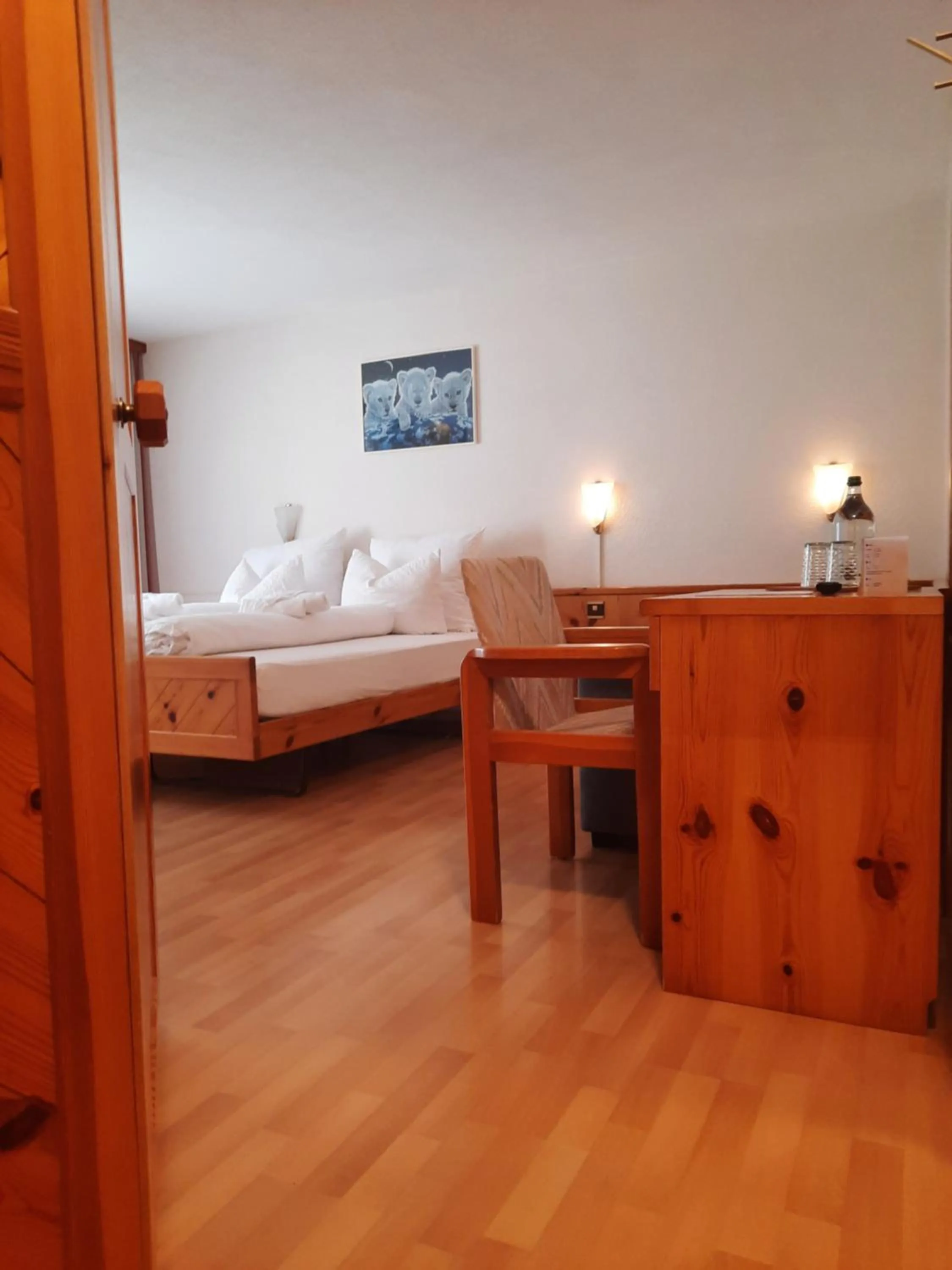 Bedroom, Bed in Hotel Schiffahrt