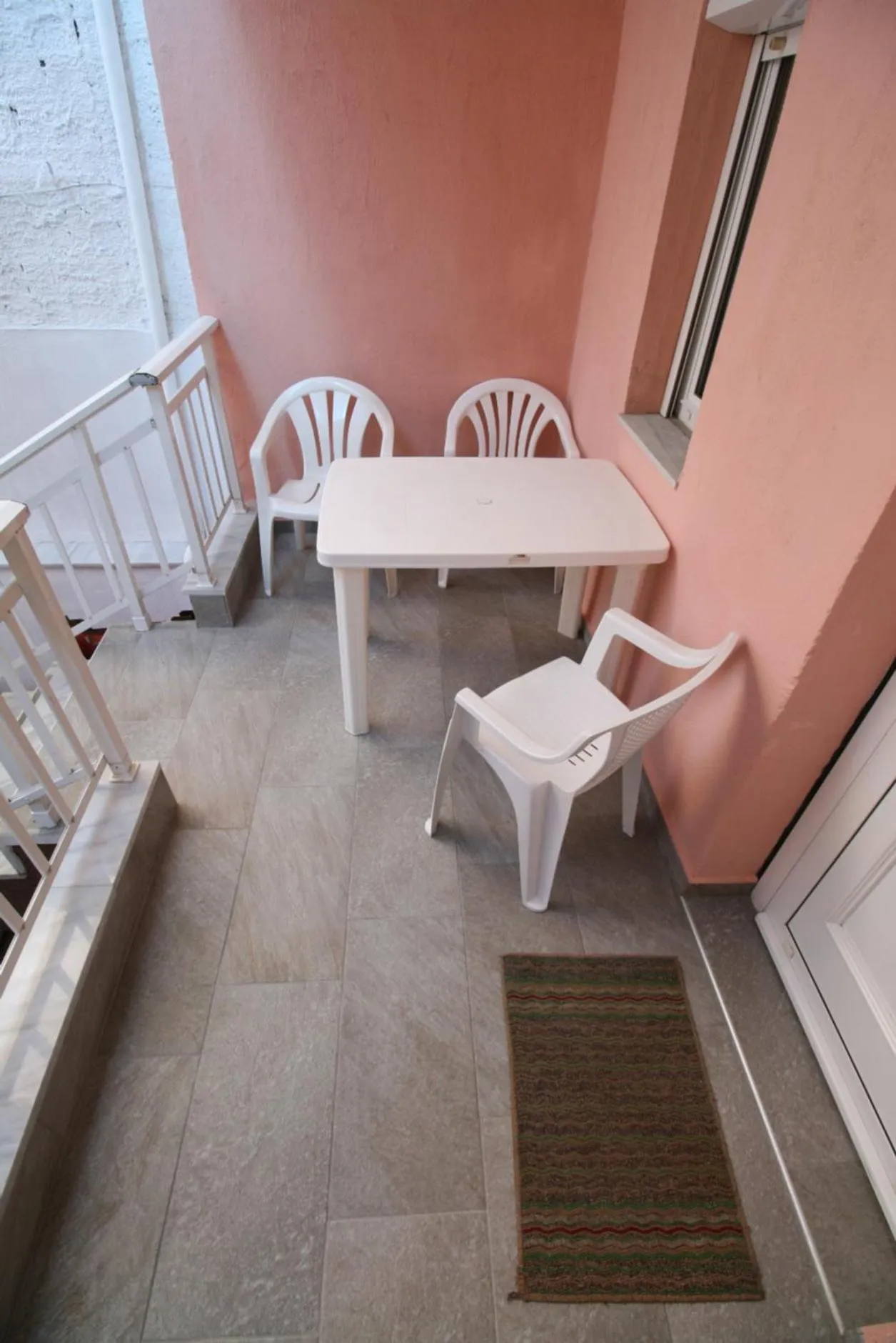 Balcony/Terrace in SARTI CENTER studios