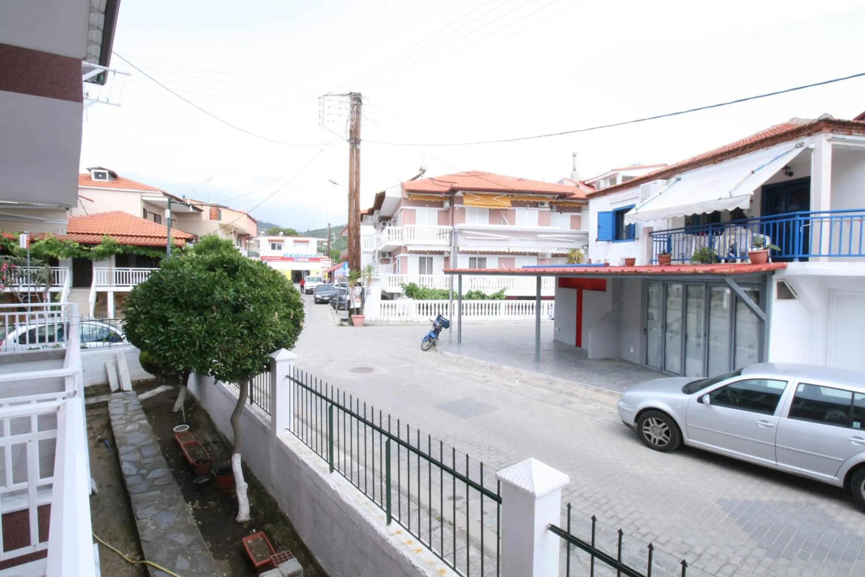 Balcony/Terrace in SARTI CENTER studios
