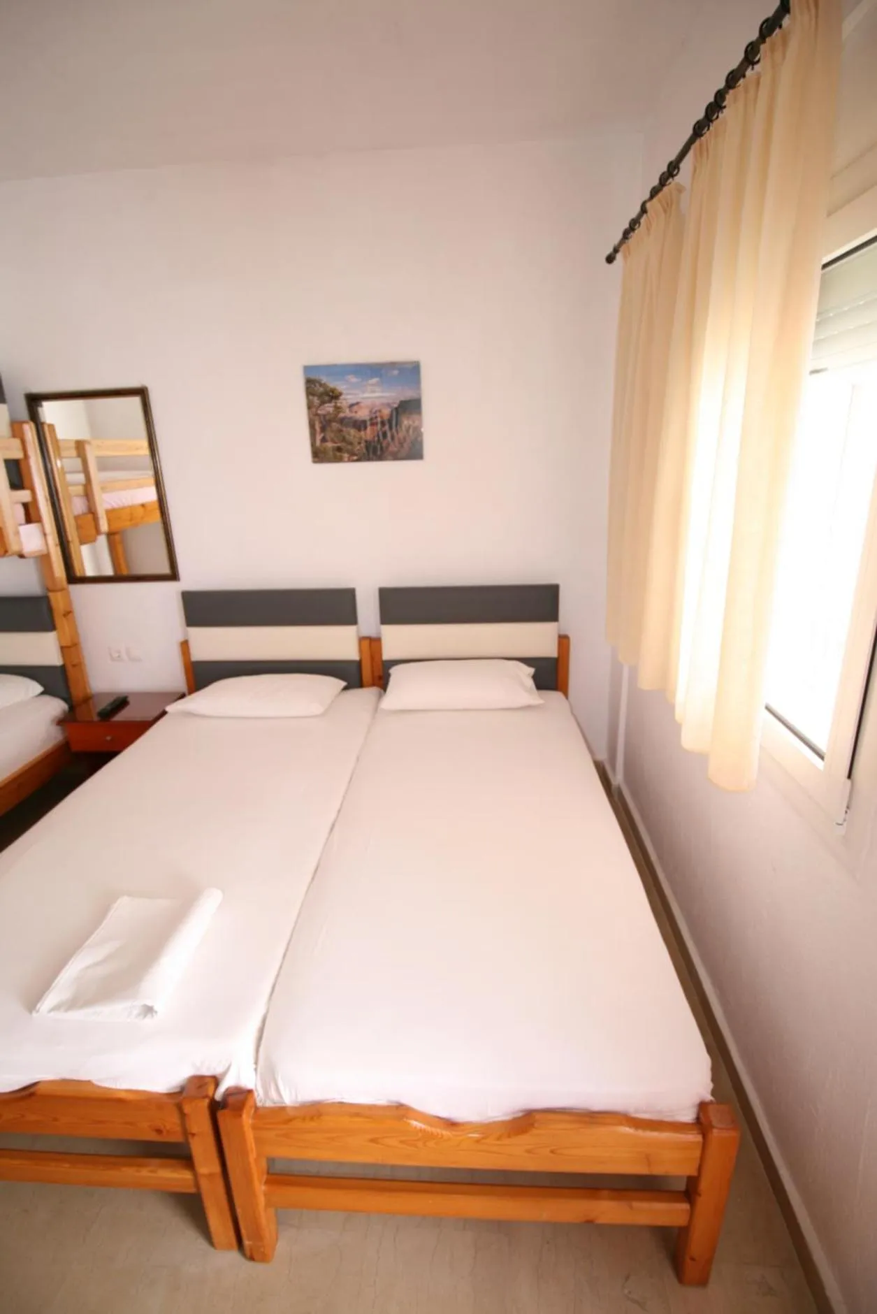 Photo of the whole room in SARTI CENTER studios