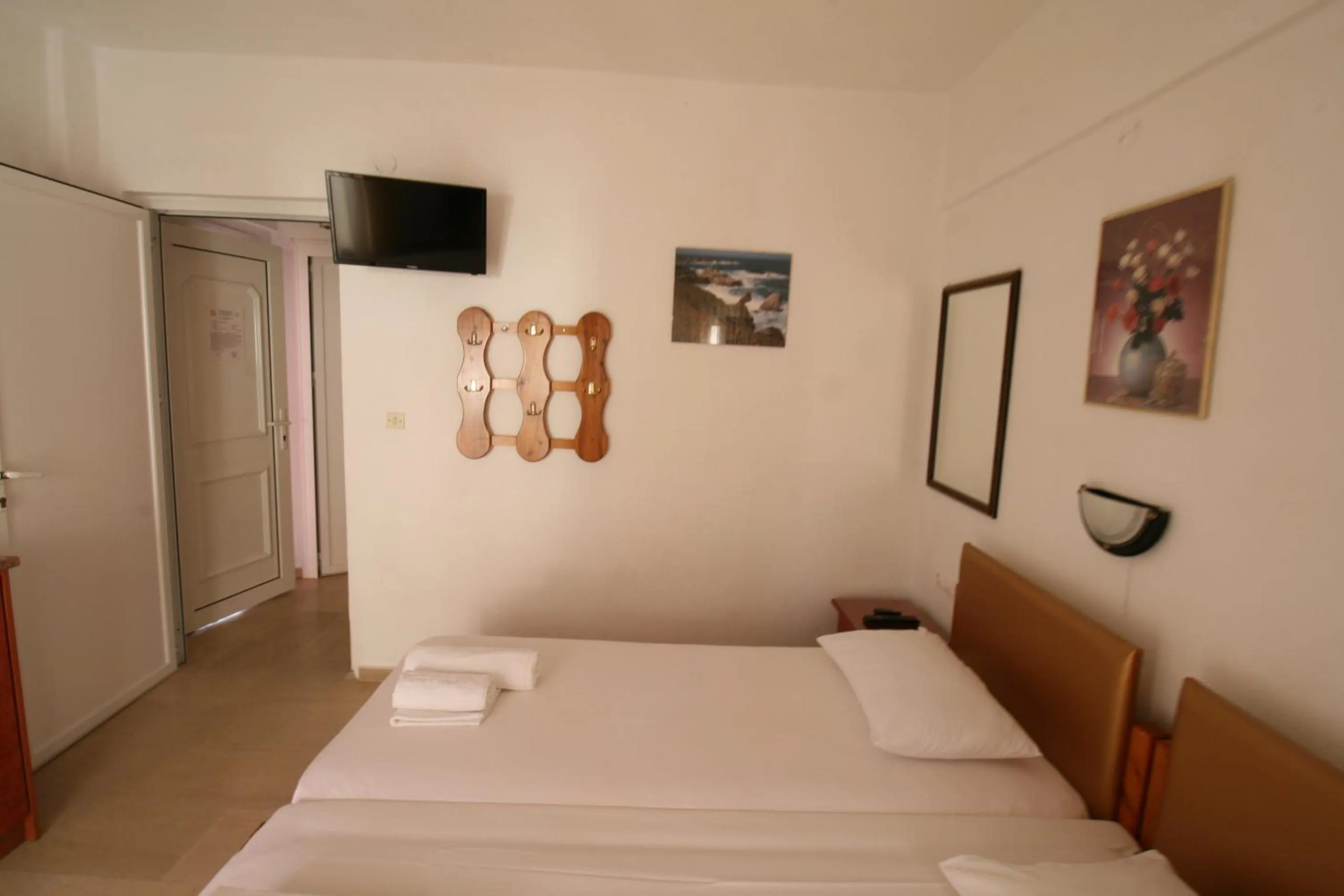 Photo of the whole room in SARTI CENTER studios