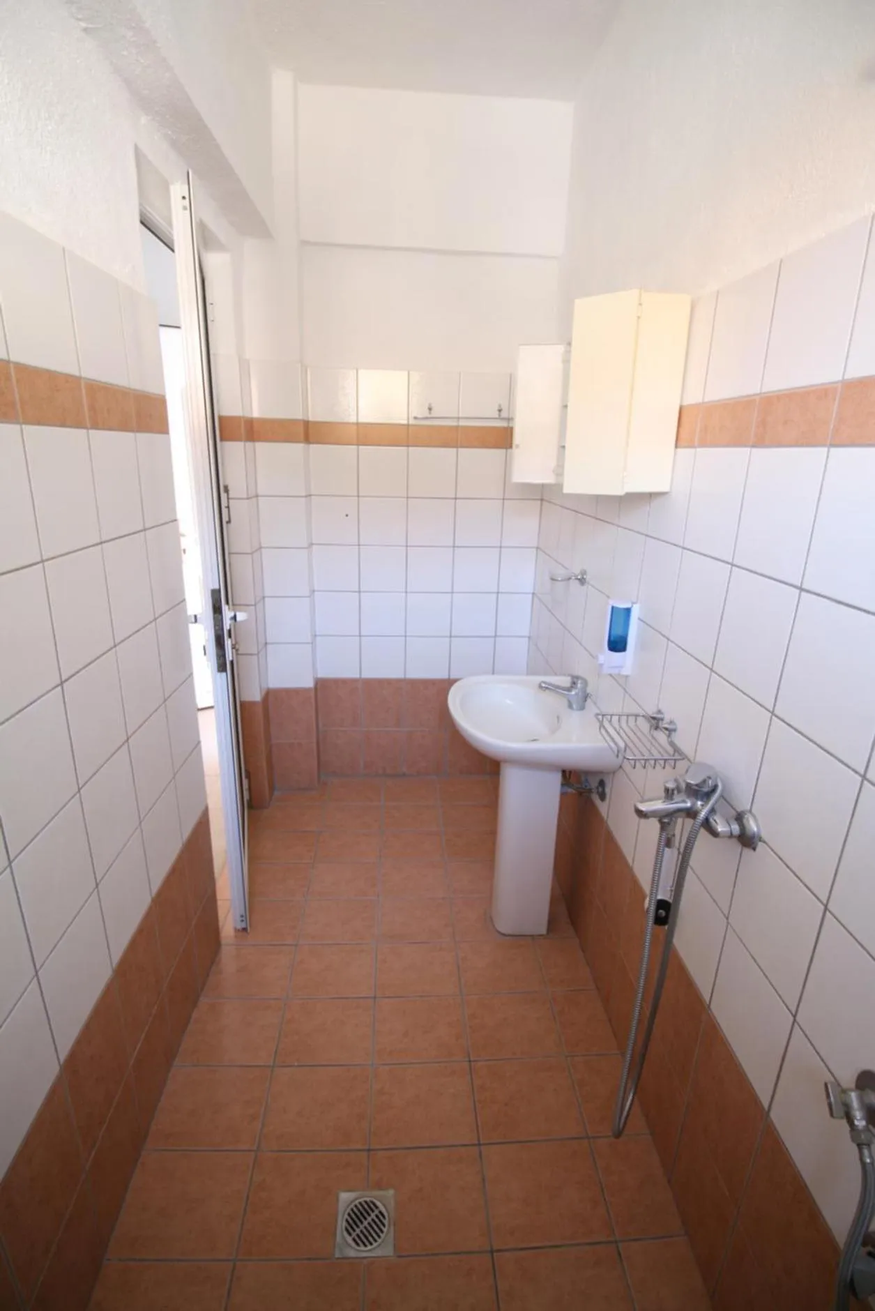 Bathroom in SARTI CENTER studios