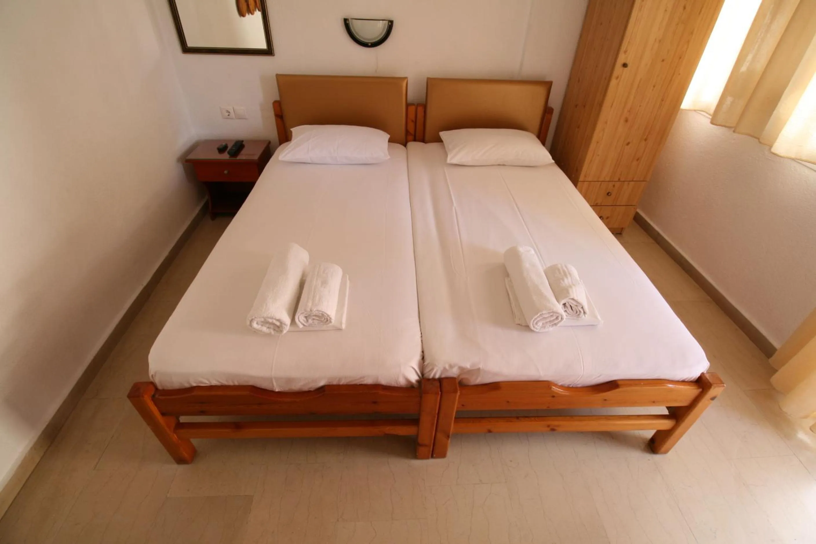 Photo of the whole room in SARTI CENTER studios