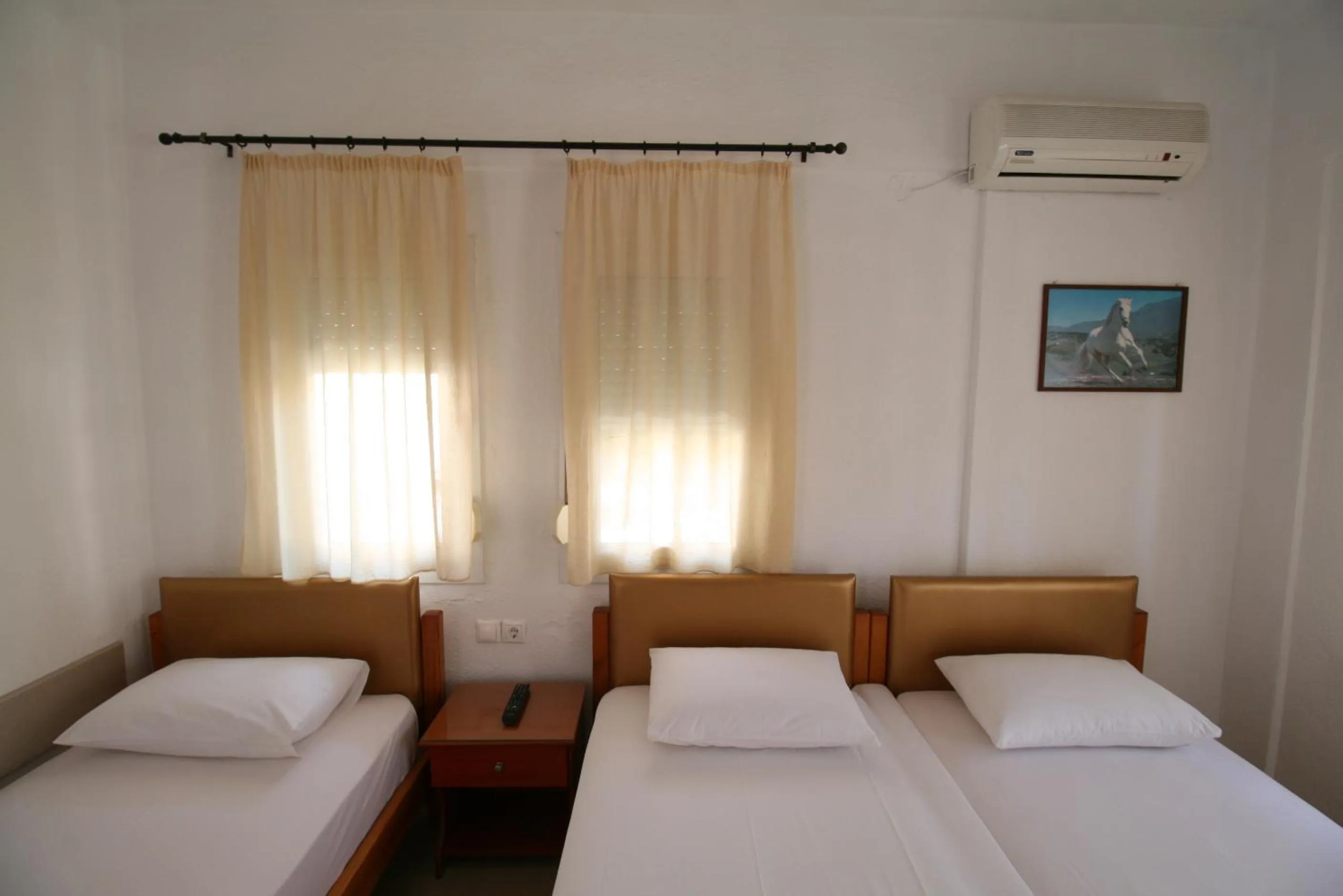 Photo of the whole room in SARTI CENTER studios