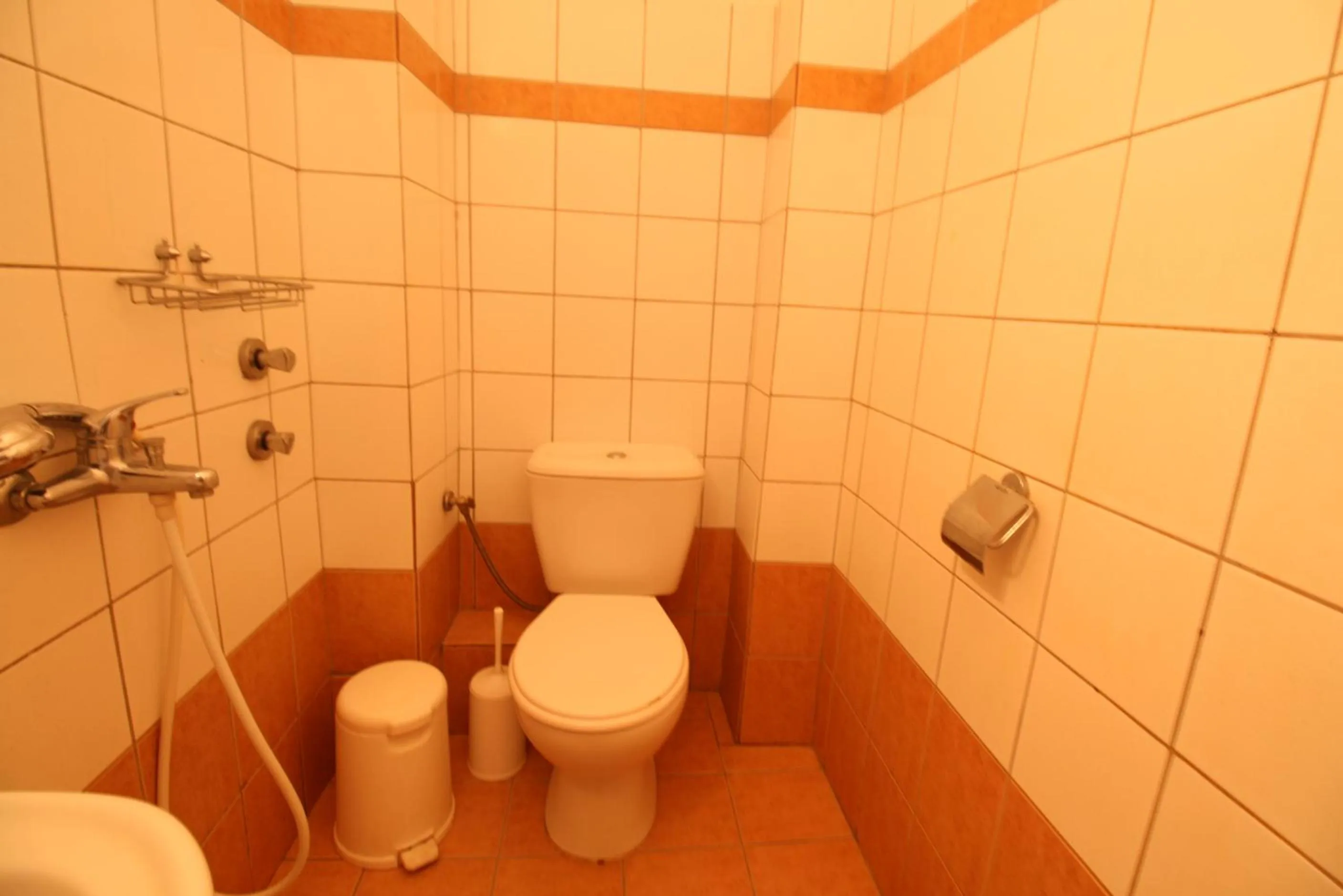 Bathroom in SARTI CENTER studios