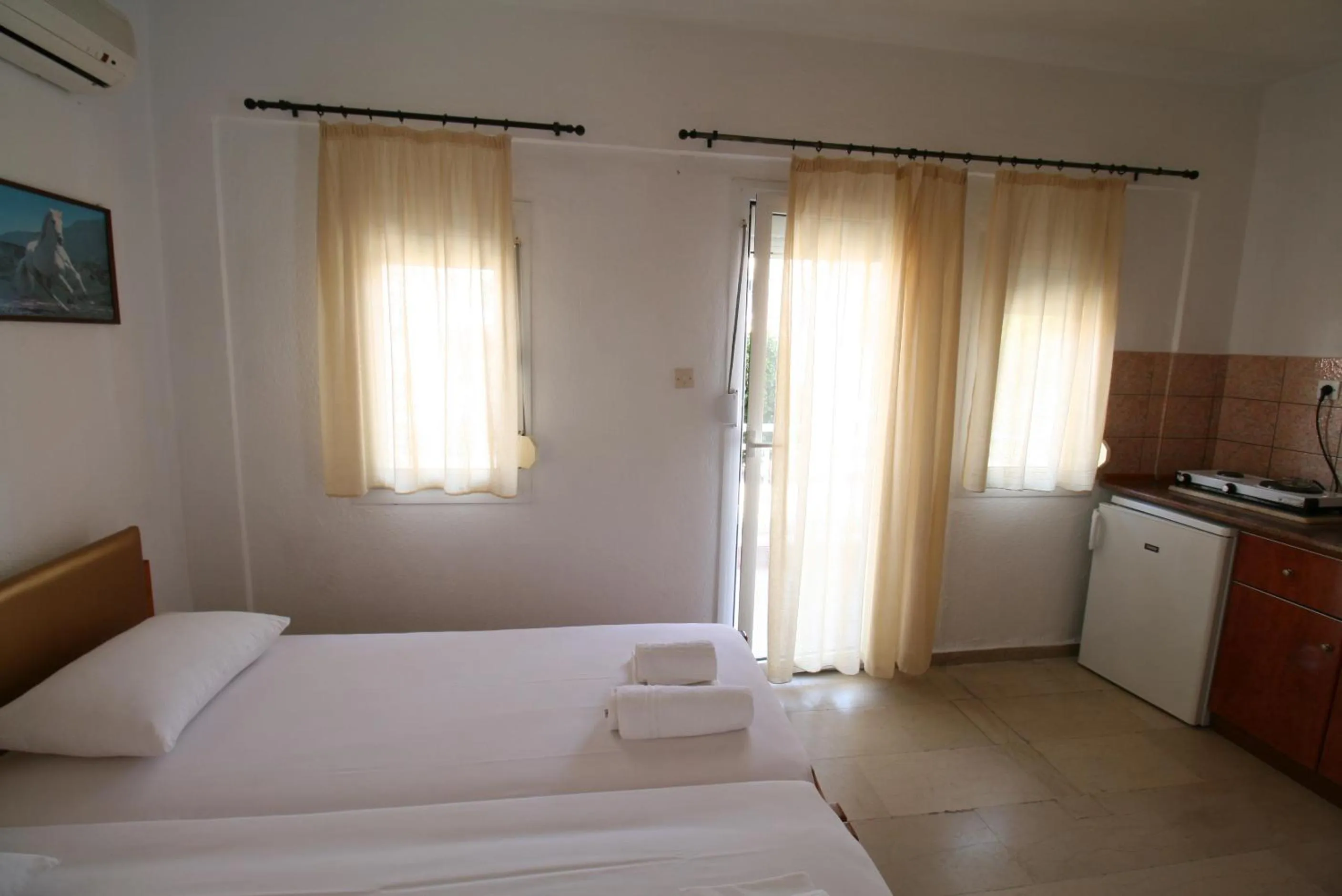 Photo of the whole room in SARTI CENTER studios