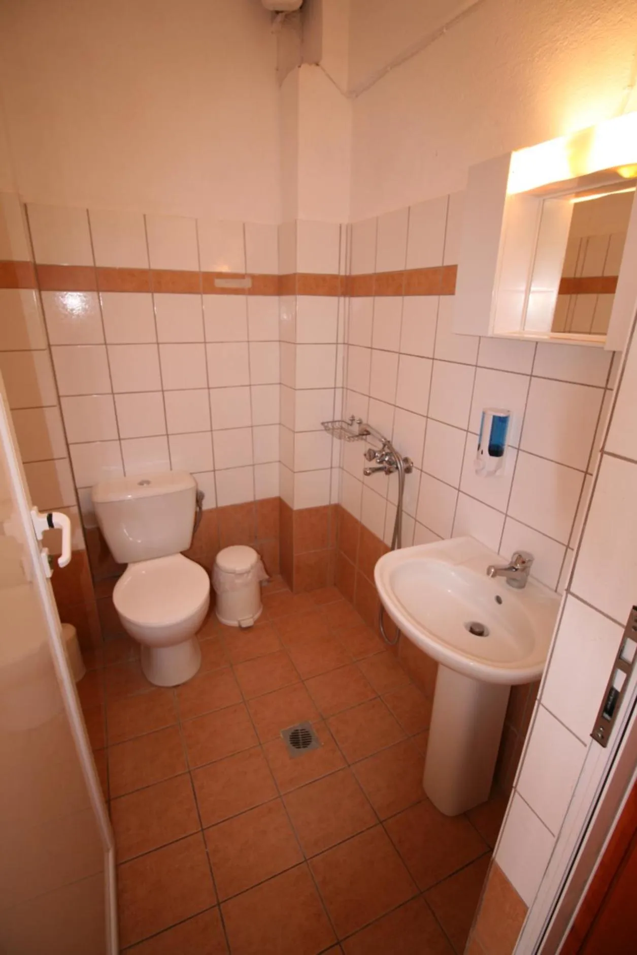 Bathroom in SARTI CENTER studios