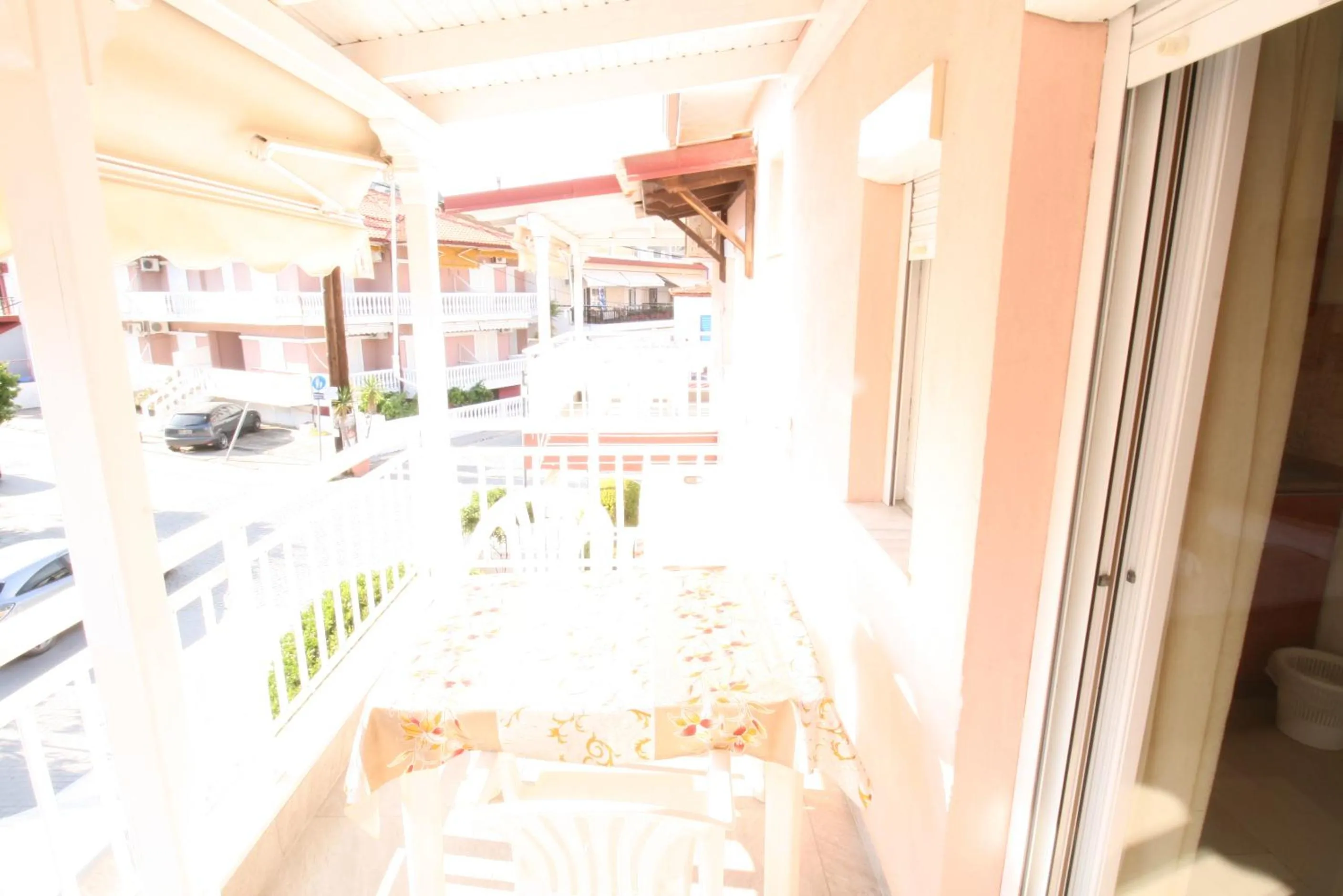 Balcony/Terrace in SARTI CENTER studios