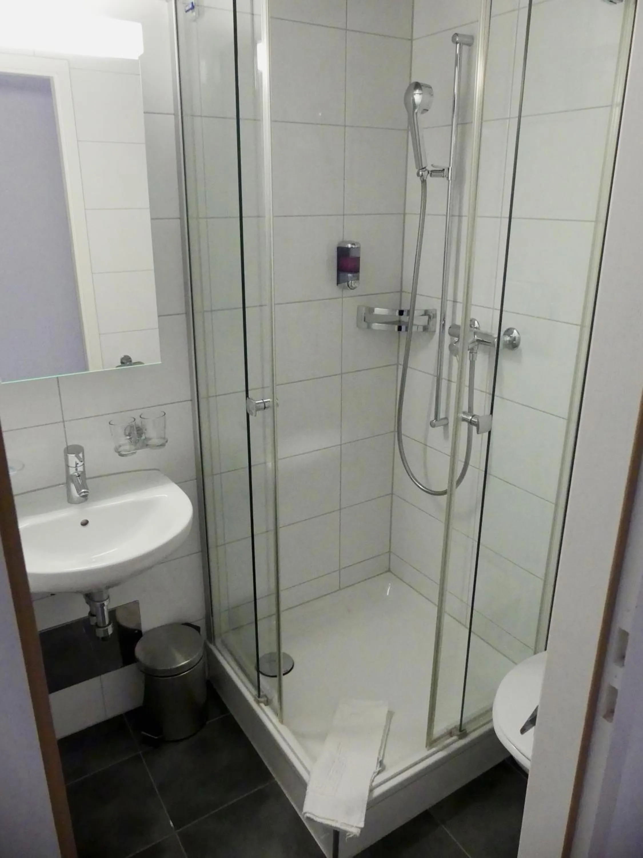 Photo of the whole room in Hotel Rigi Vitznau