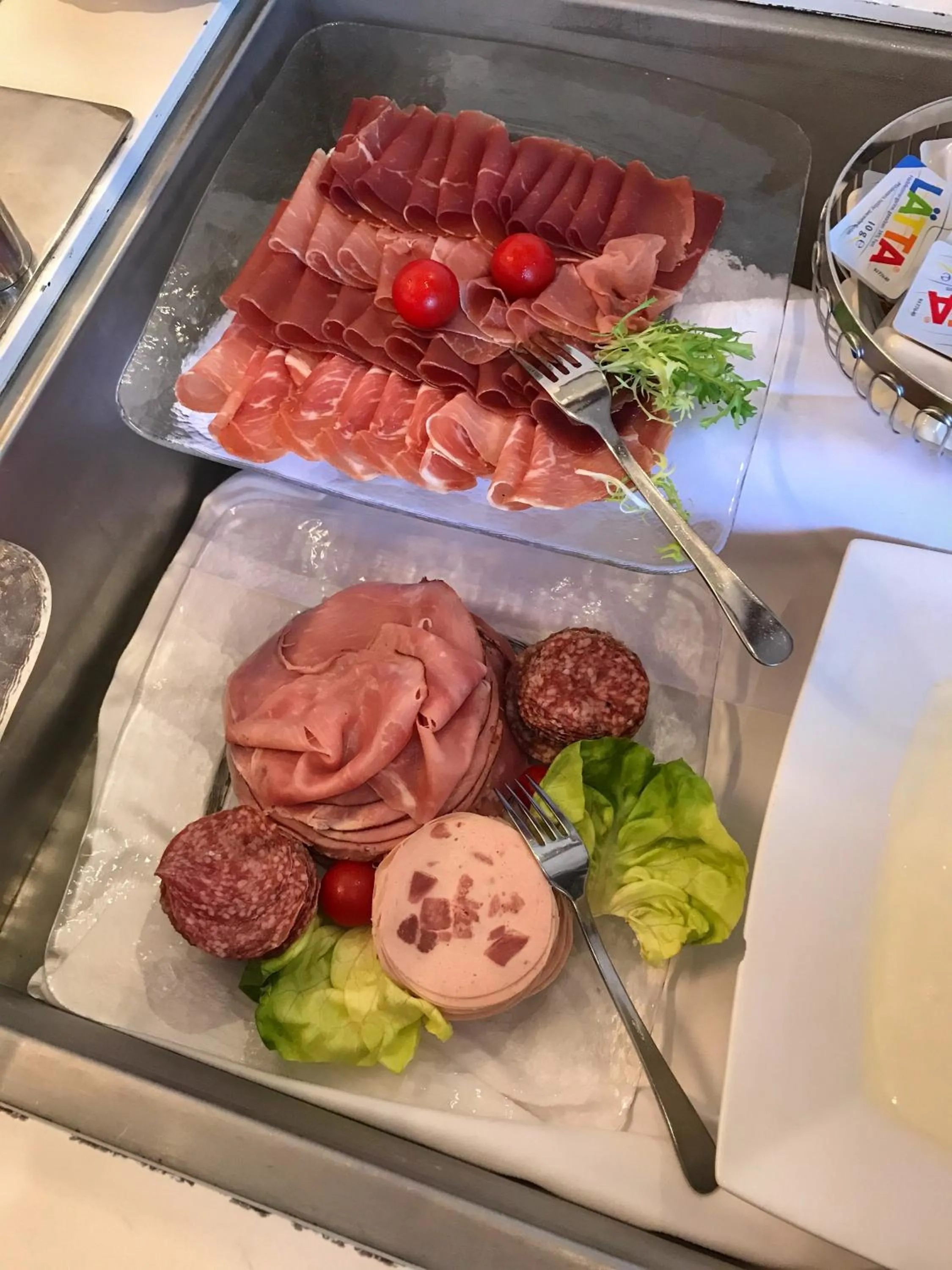 Buffet breakfast in Hotel Rigi Vitznau