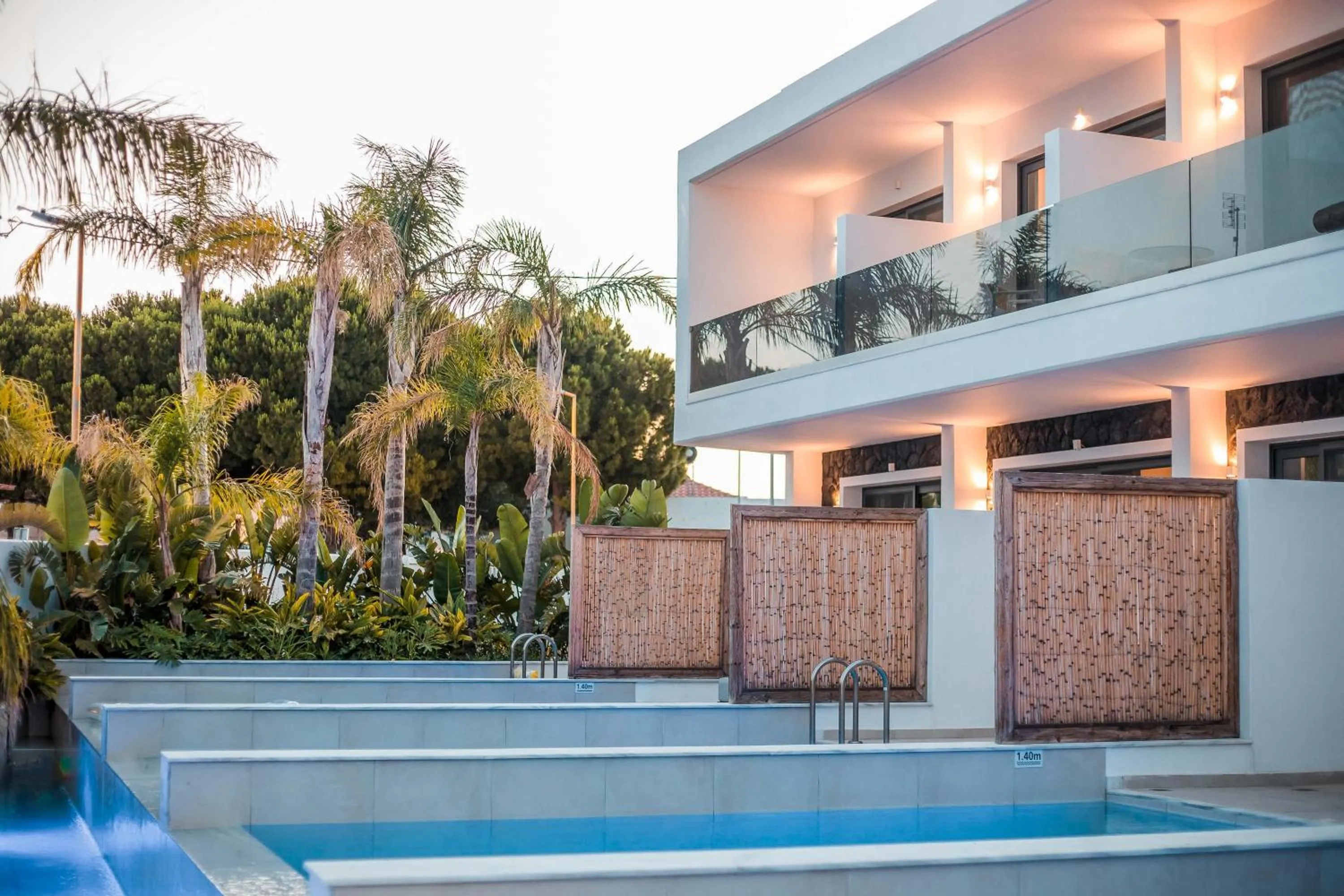 Property building in Vanik Suites