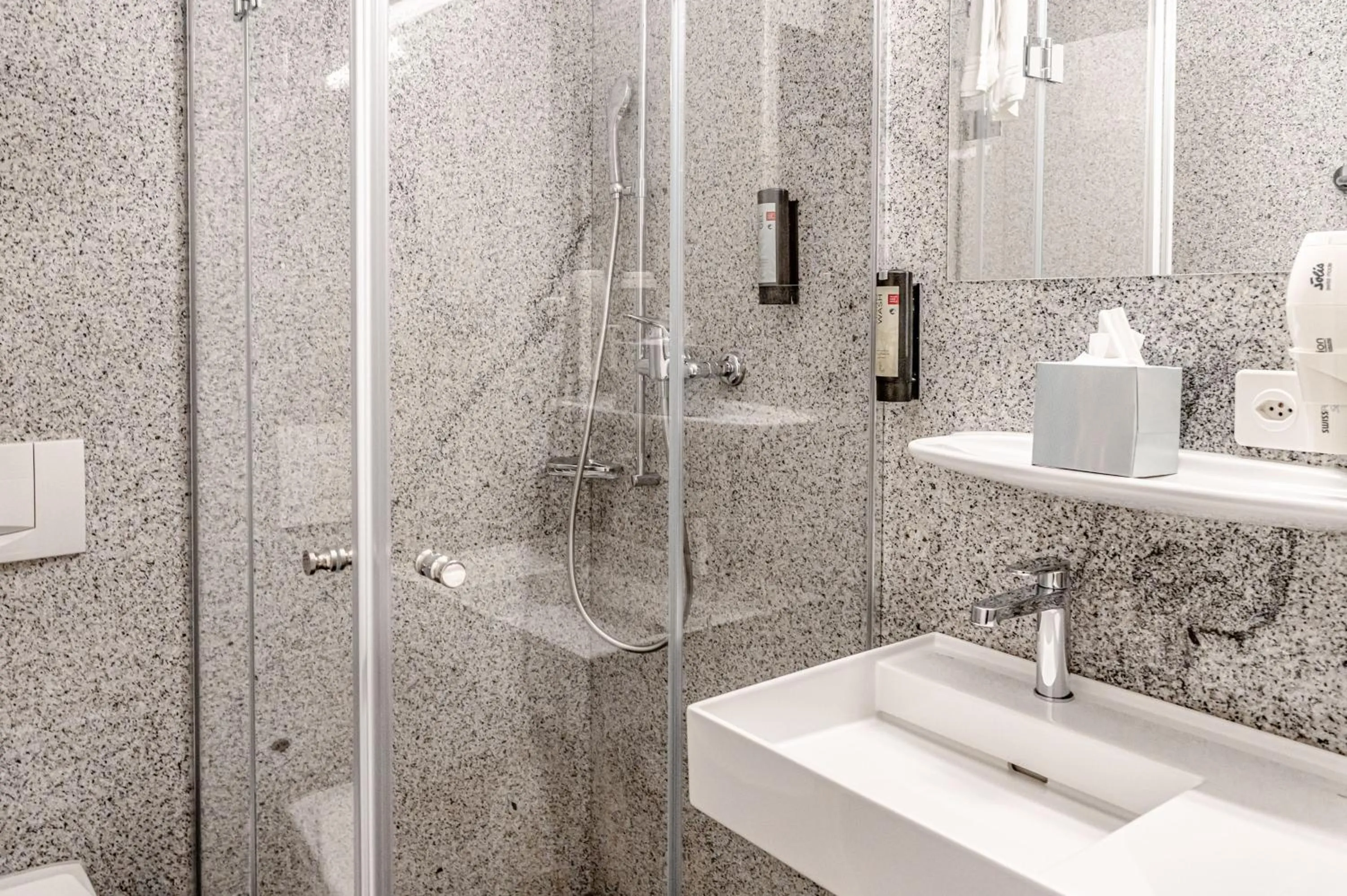 Bathroom in Tailormade Hotel STANS SÜD