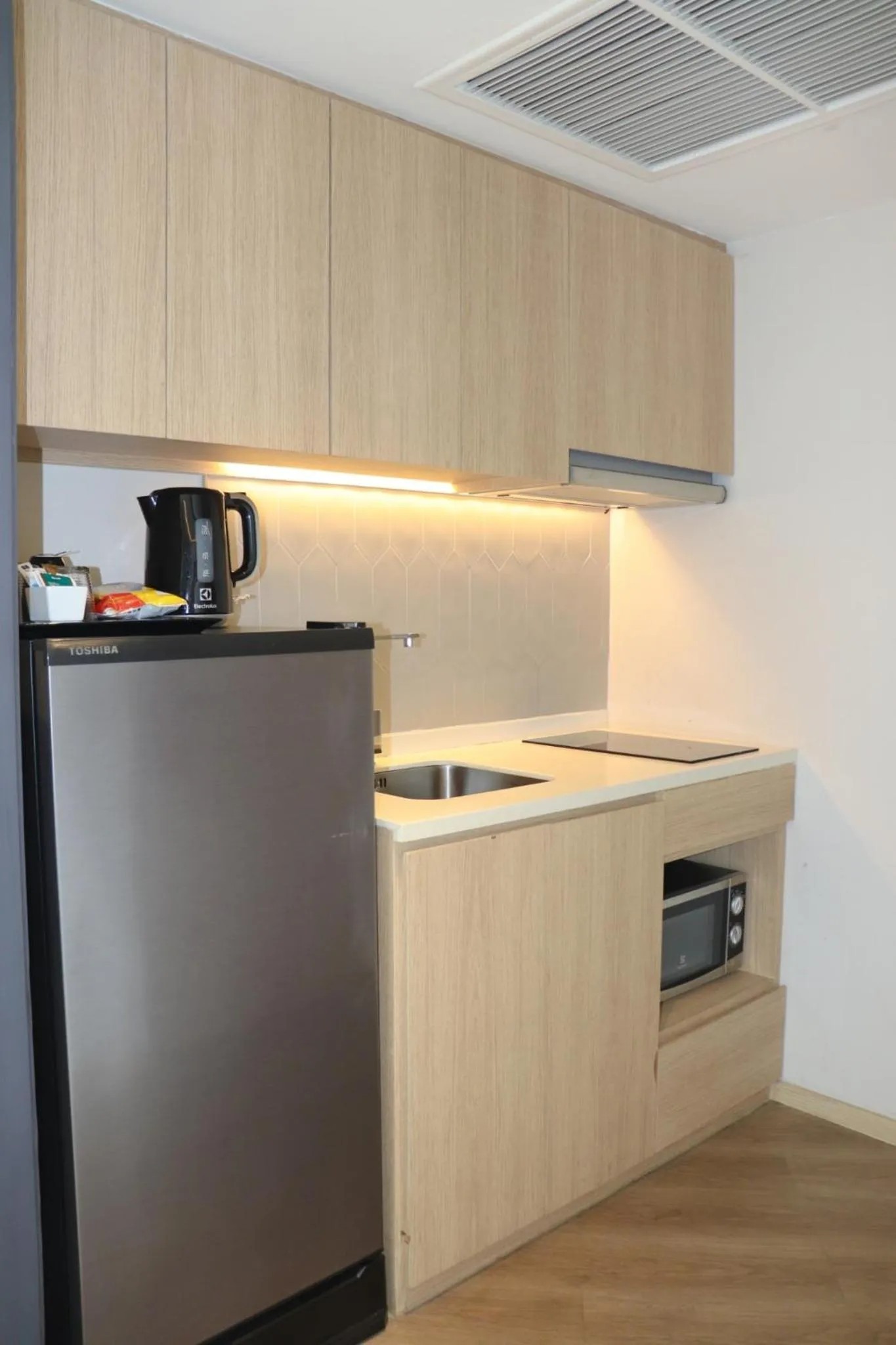 The Quart Ruamrudee by UHG