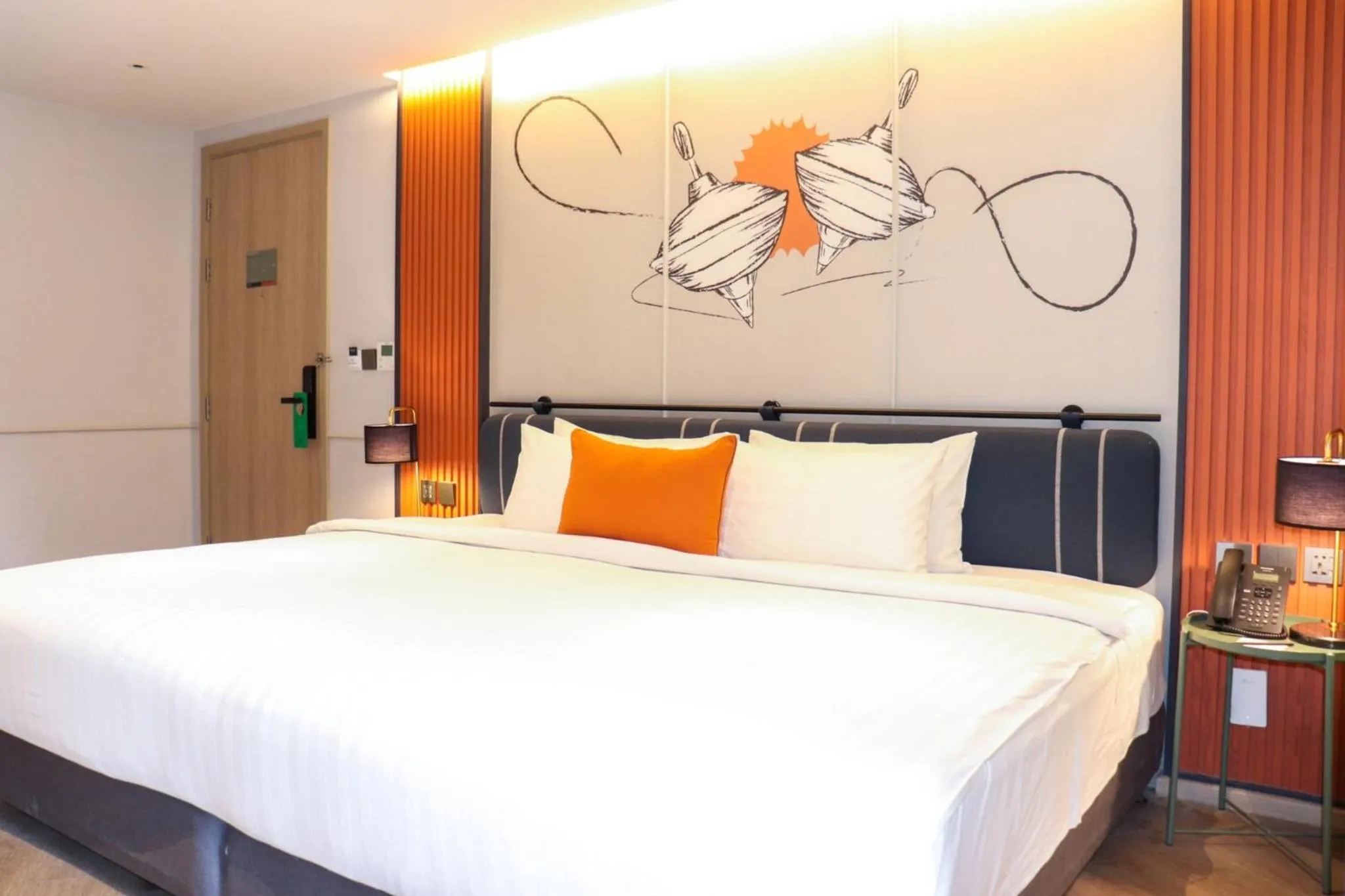 Bed in The Quart Ruamrudee by UHG